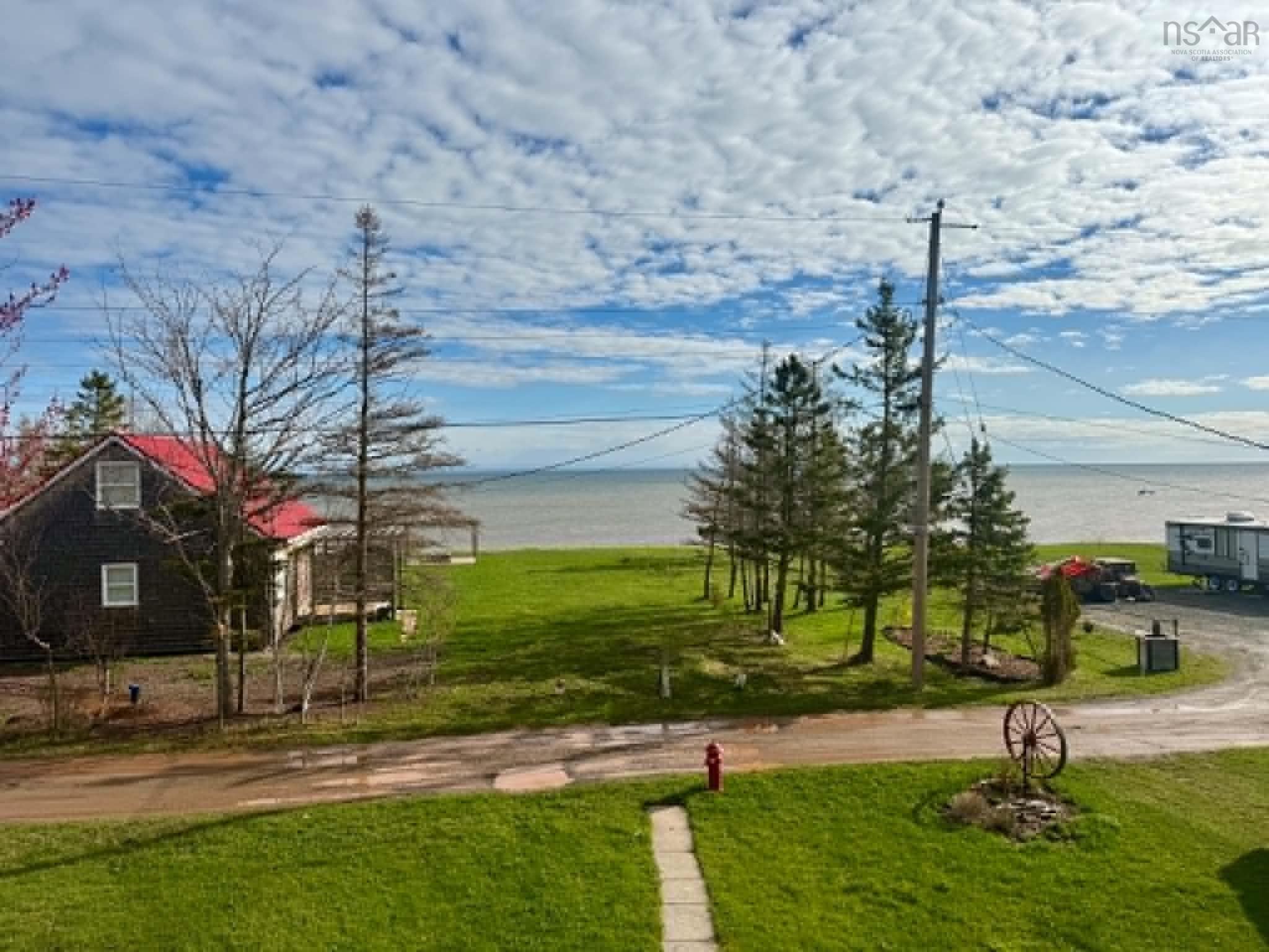 $375,000.00: 136 Red Cliff Drive, Seafoam