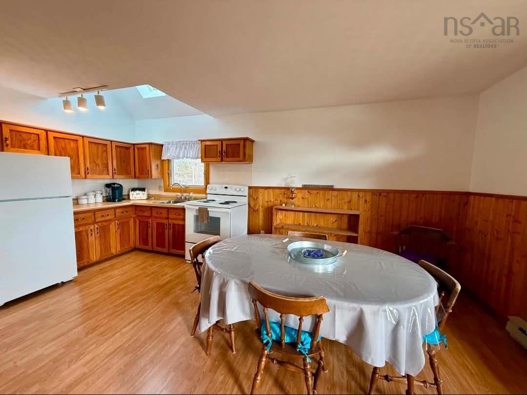 $375,000.00: 136 Red Cliff Drive, Seafoam