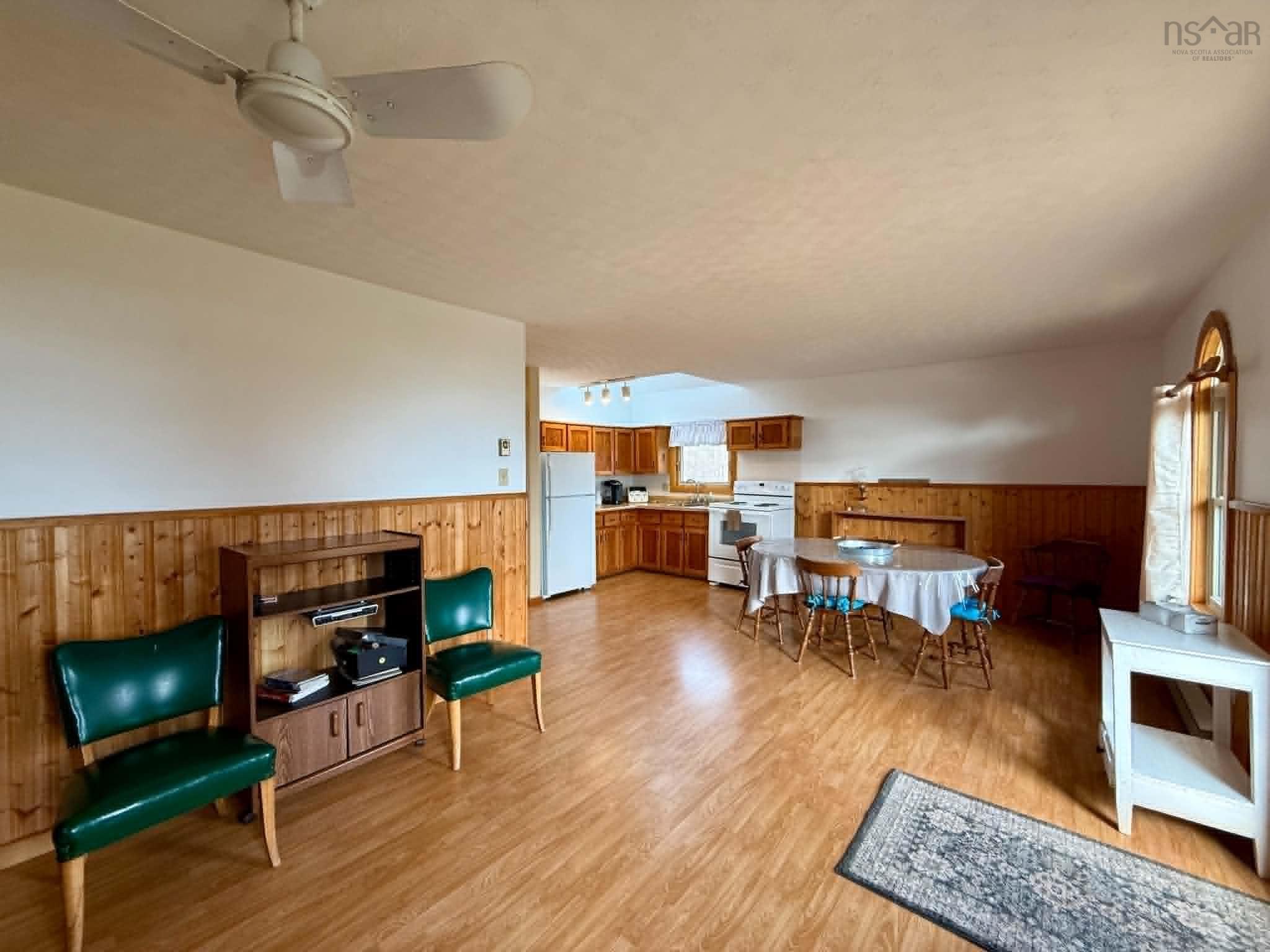 $375,000.00: 136 Red Cliff Drive, Seafoam