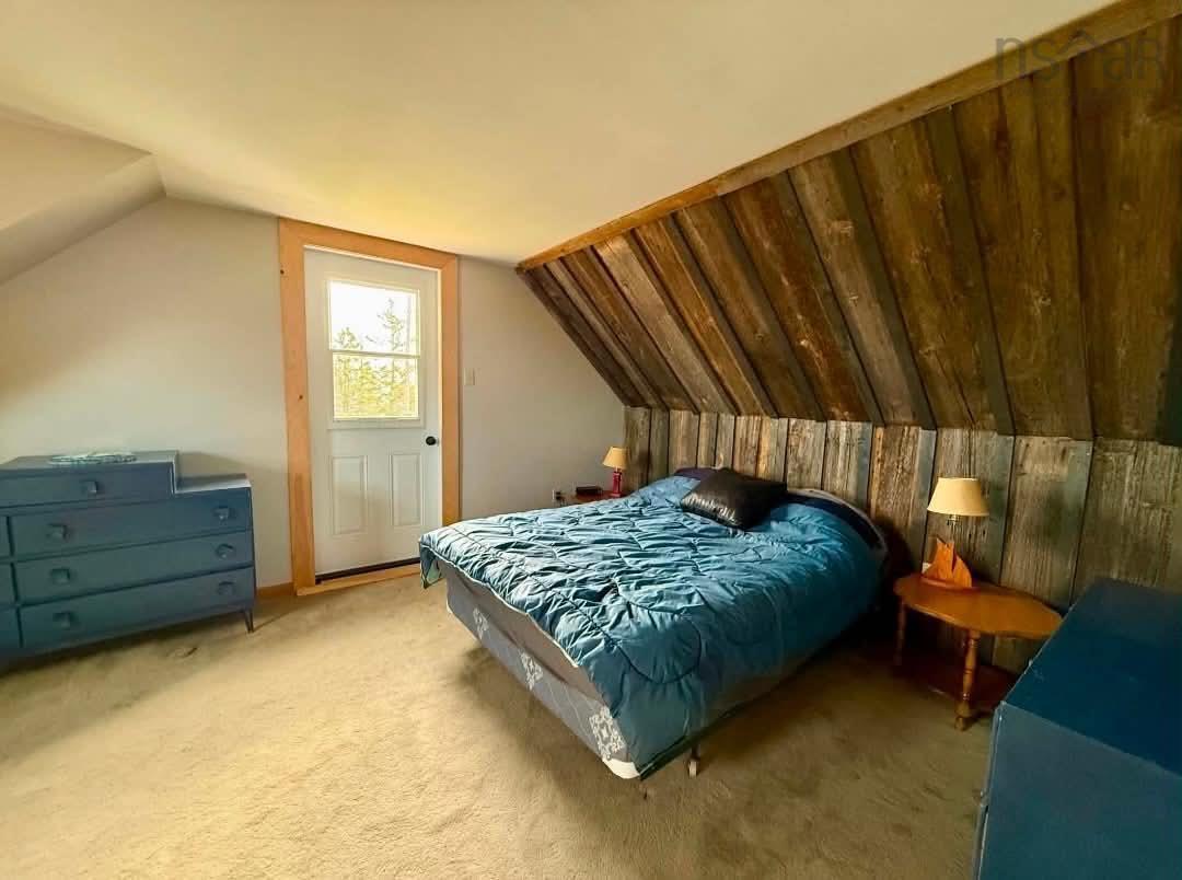 $375,000.00: 136 Red Cliff Drive, Seafoam