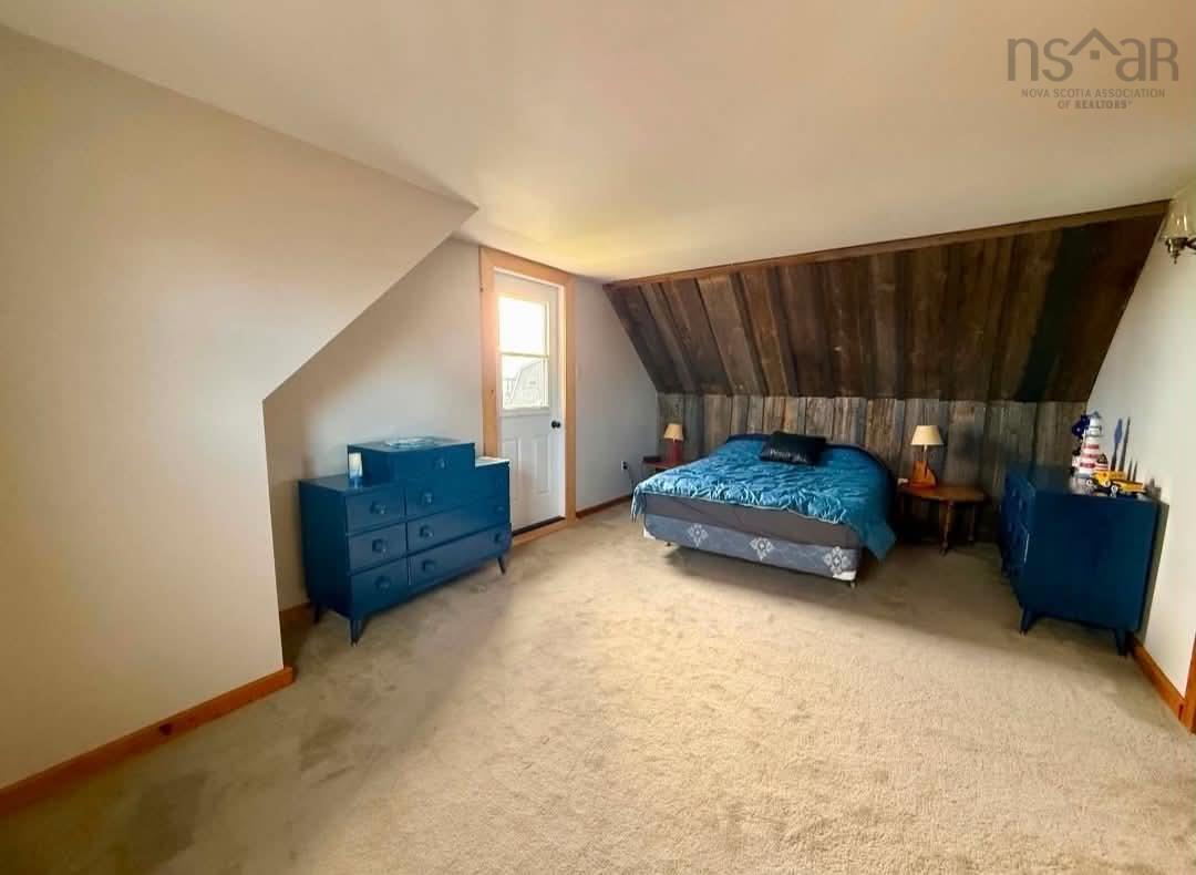 $375,000.00: 136 Red Cliff Drive, Seafoam