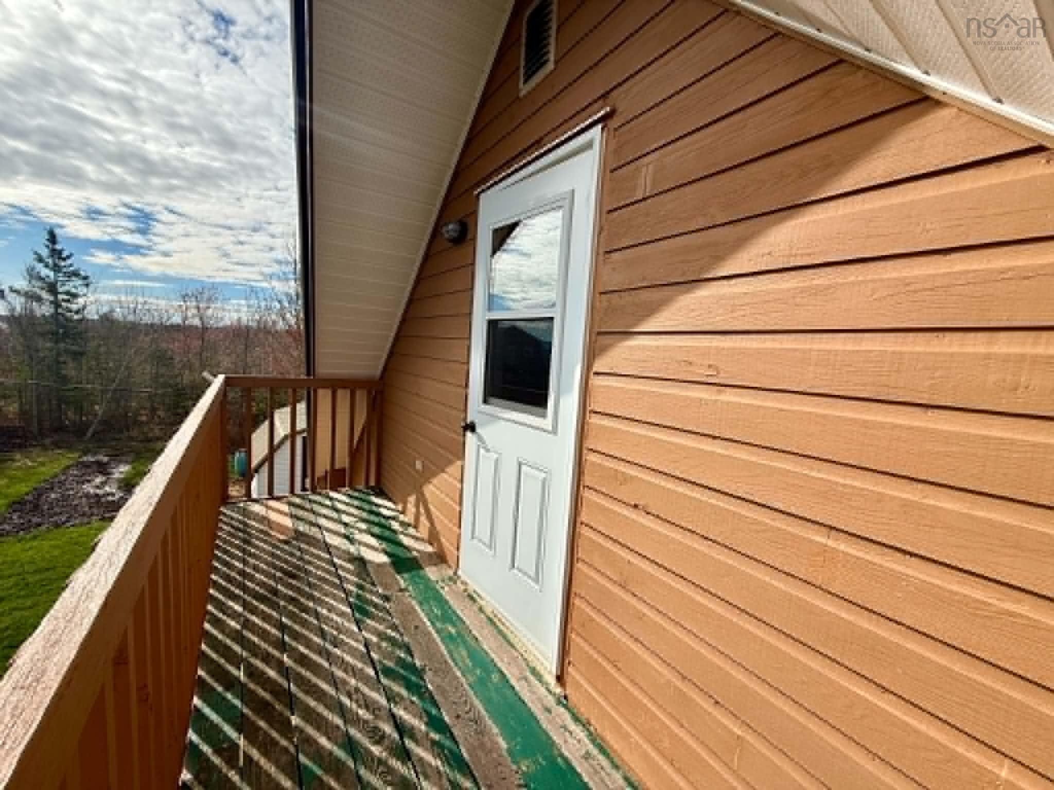 $375,000.00: 136 Red Cliff Drive, Seafoam