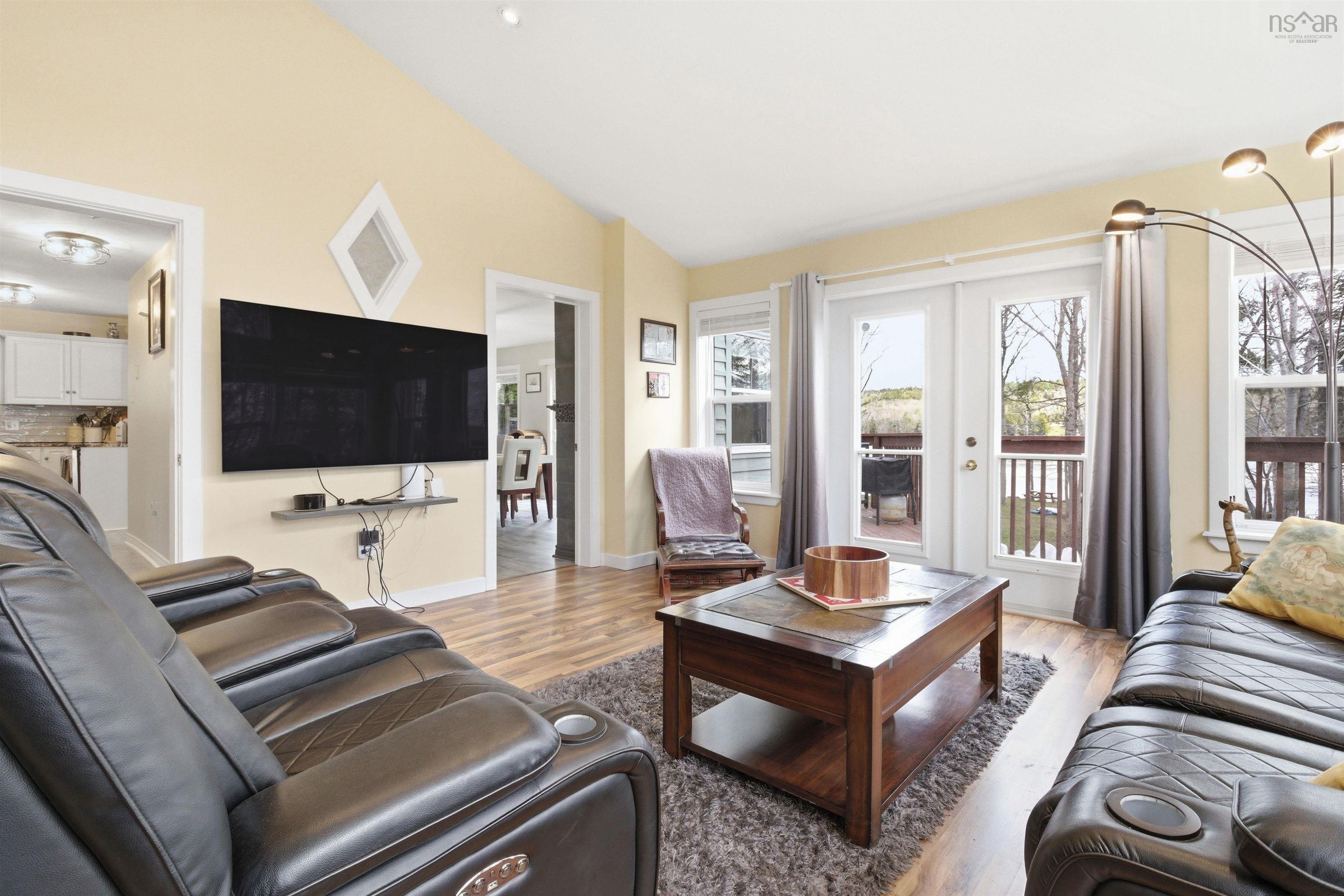 $678,000.00: 744 Pioneer Drive, Vaughan