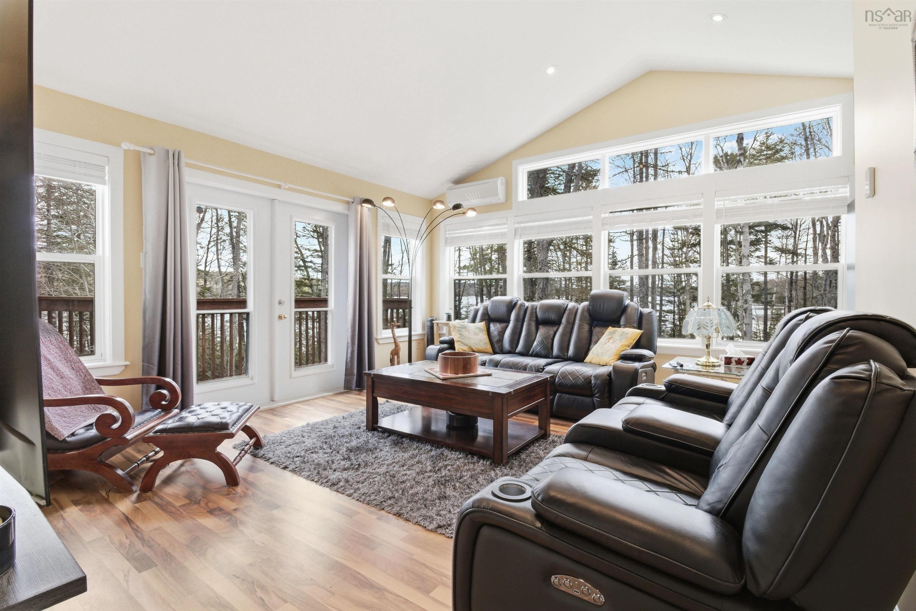 $678,000.00: 744 Pioneer Drive, Vaughan