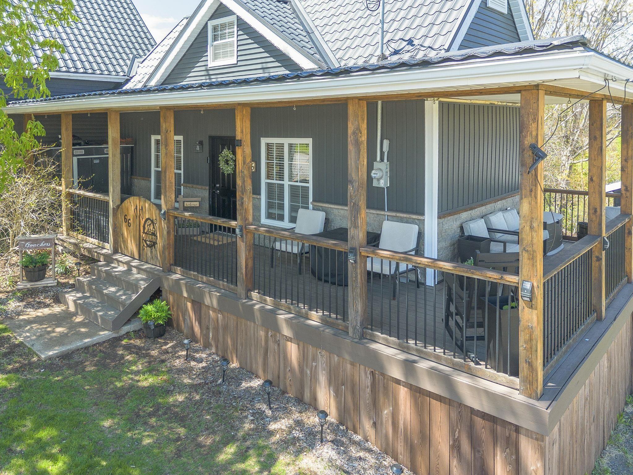 $360,000.00: 66 Warwick Street, Digby