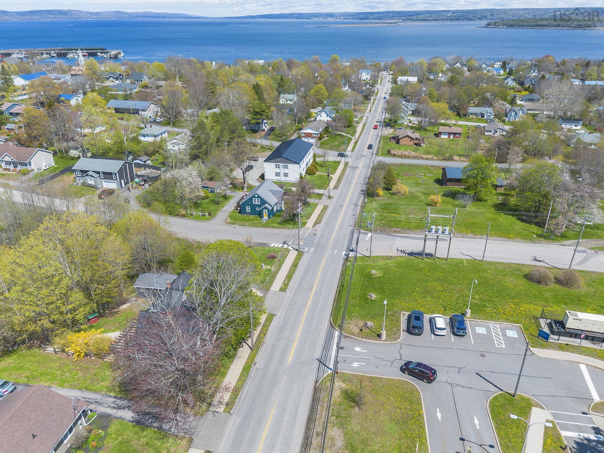$360,000.00: 66 Warwick Street, Digby