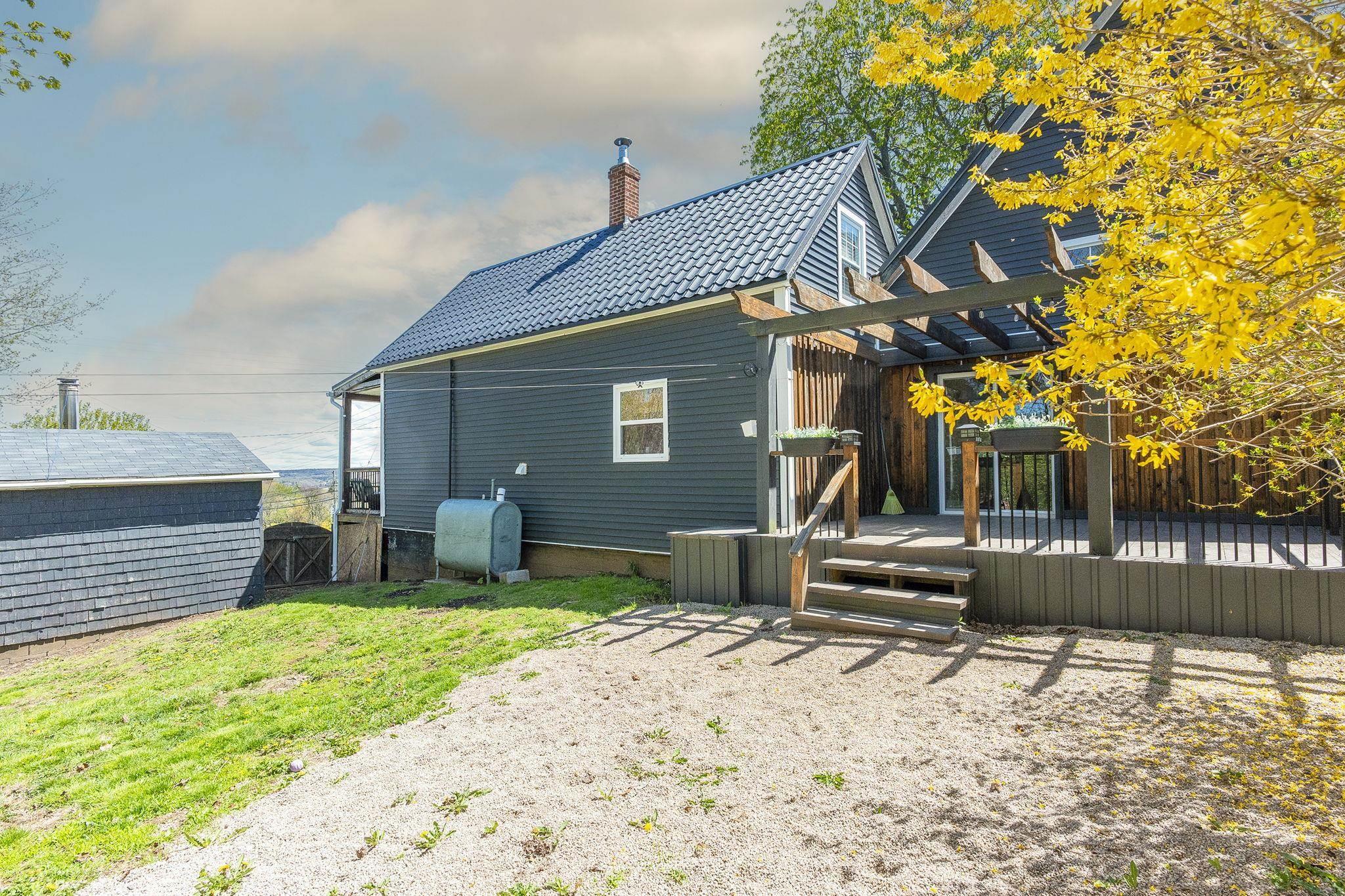 $360,000.00: 66 Warwick Street, Digby