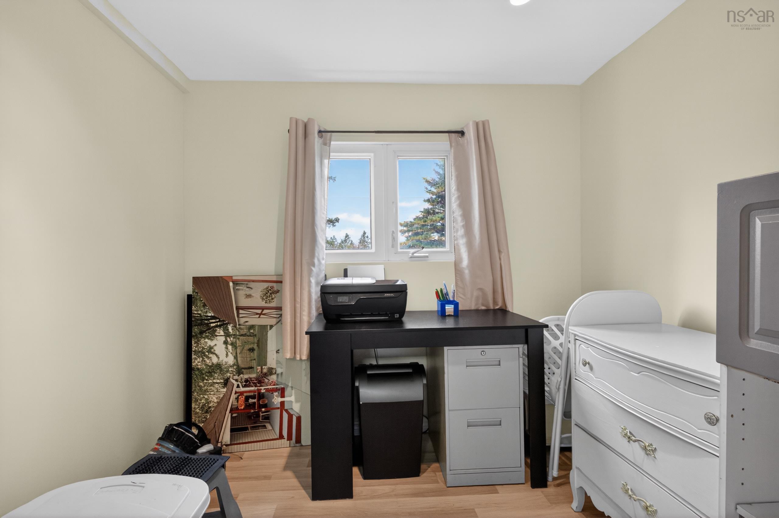 $349,500.00: 46 Evergreen Court, Five Houses