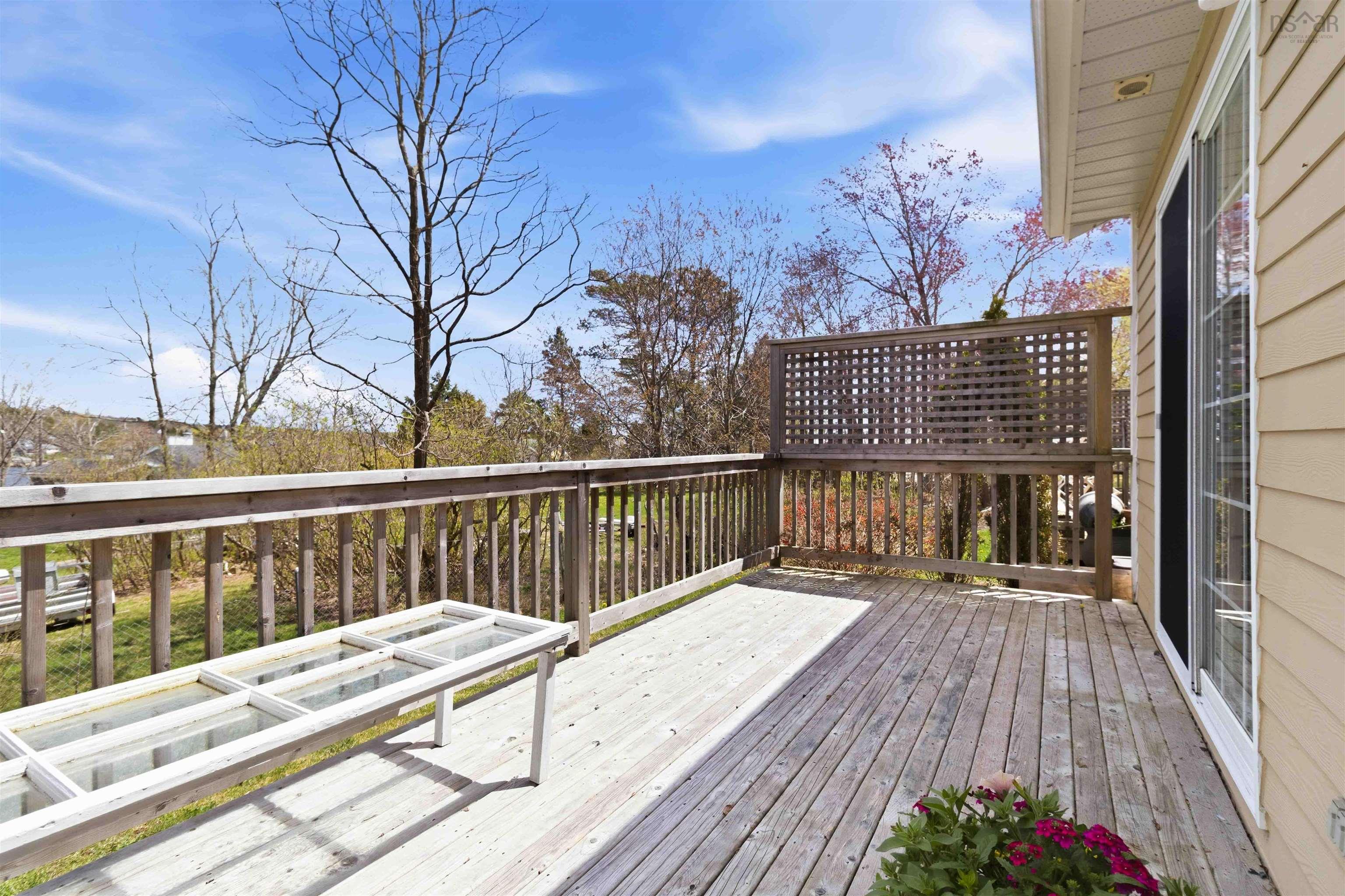 $468,500.00: 10 36 Fauxburg Road, Mahone Bay