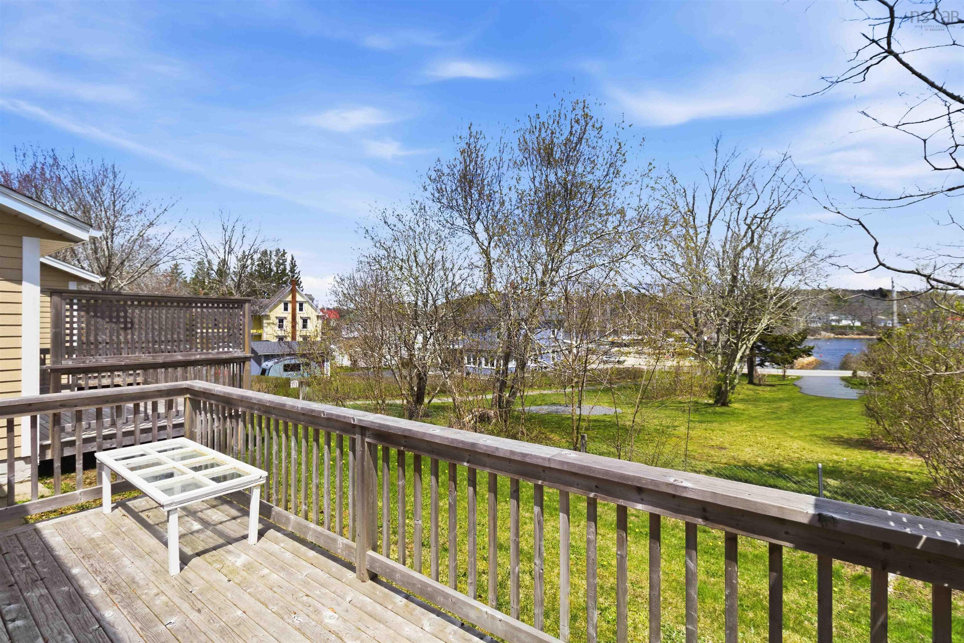 $468,500.00: 10 36 Fauxburg Road, Mahone Bay