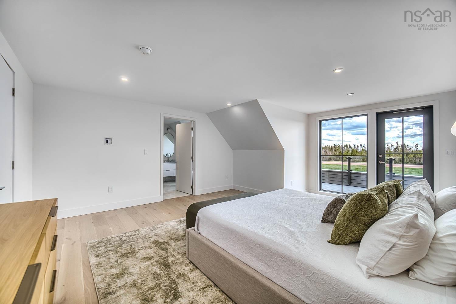 $1,999,999.00: 11 Spinnaker Run, Fox Harbour