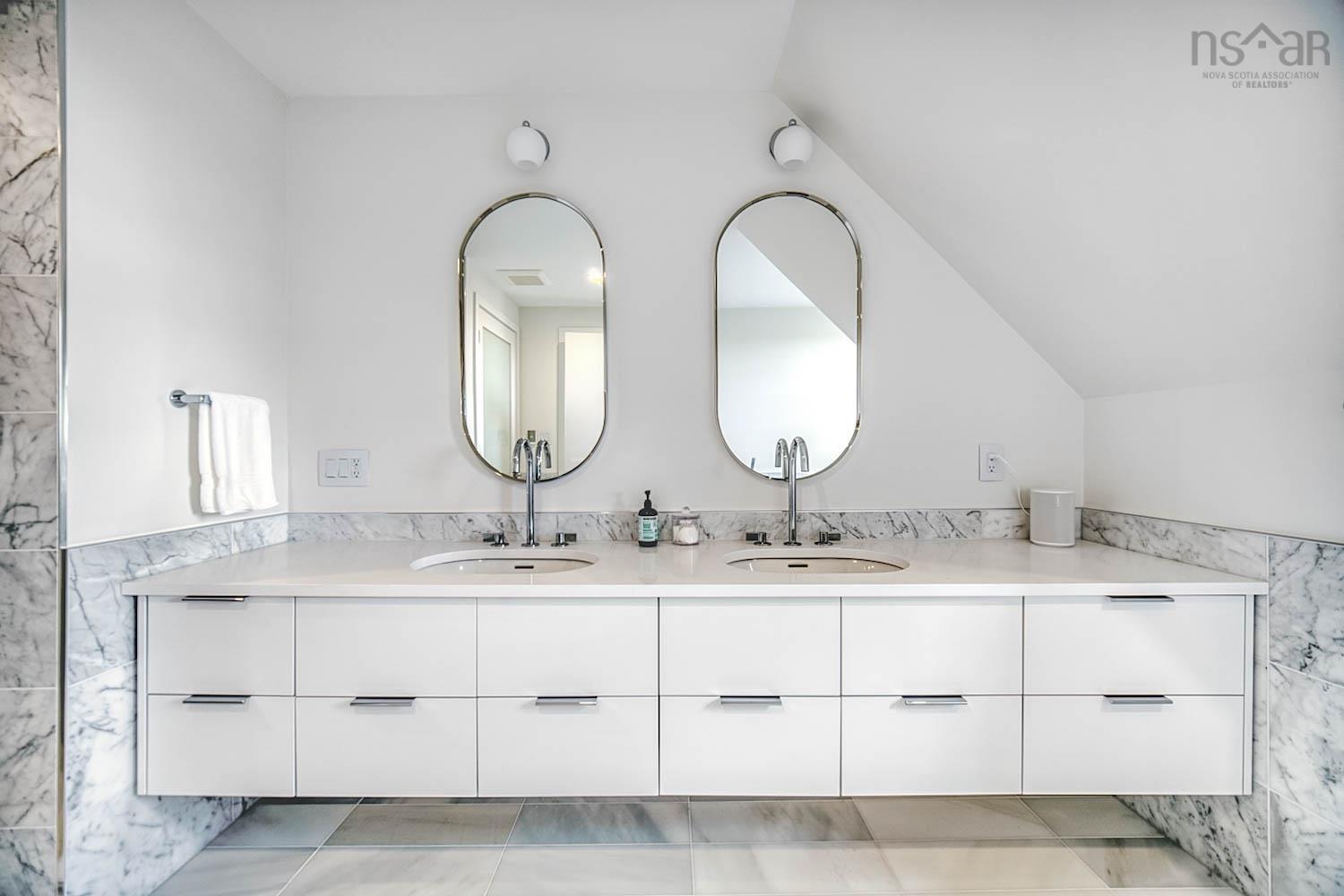 $1,999,999.00: 11 Spinnaker Run, Fox Harbour
