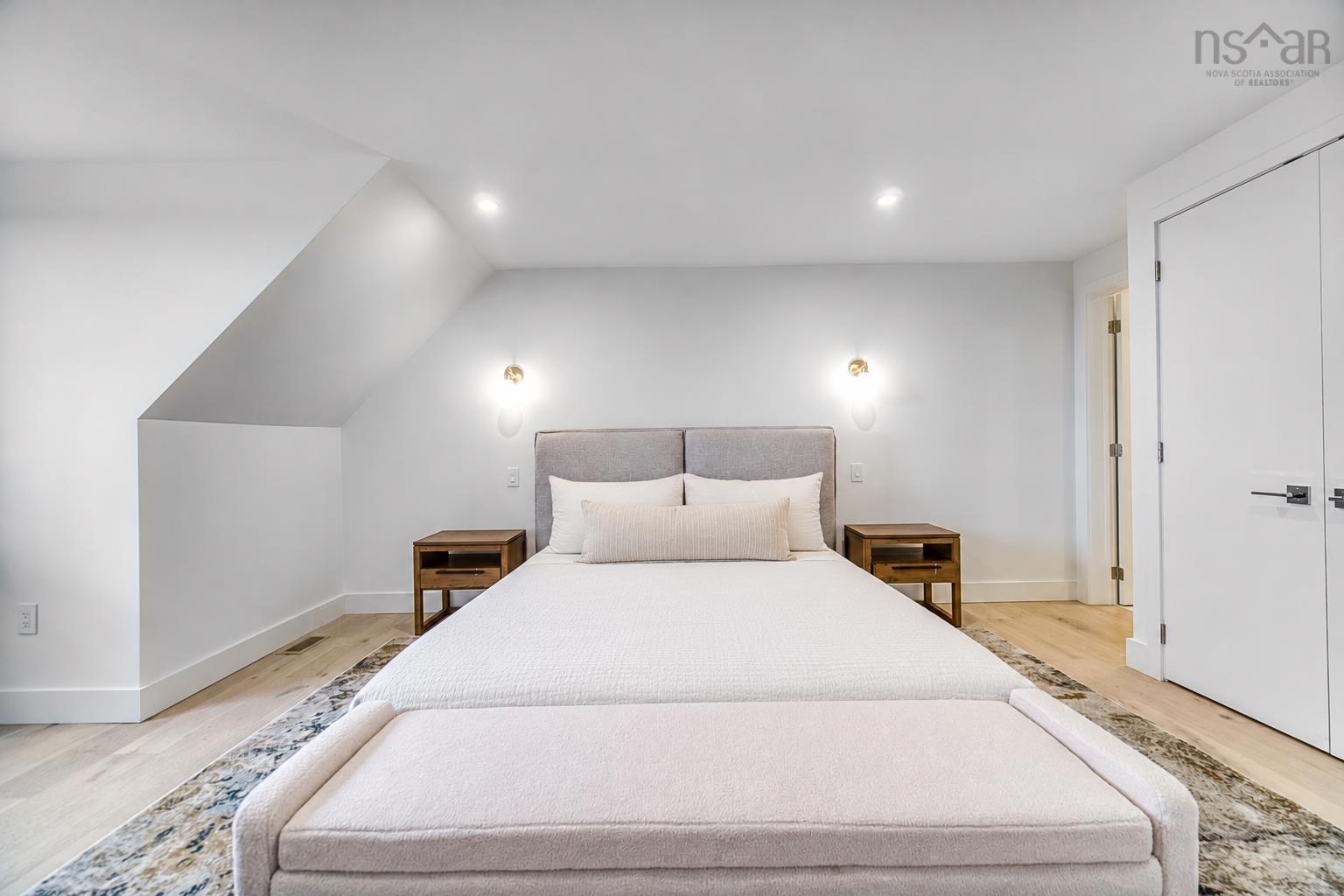 $1,999,999.00: 11 Spinnaker Run, Fox Harbour
