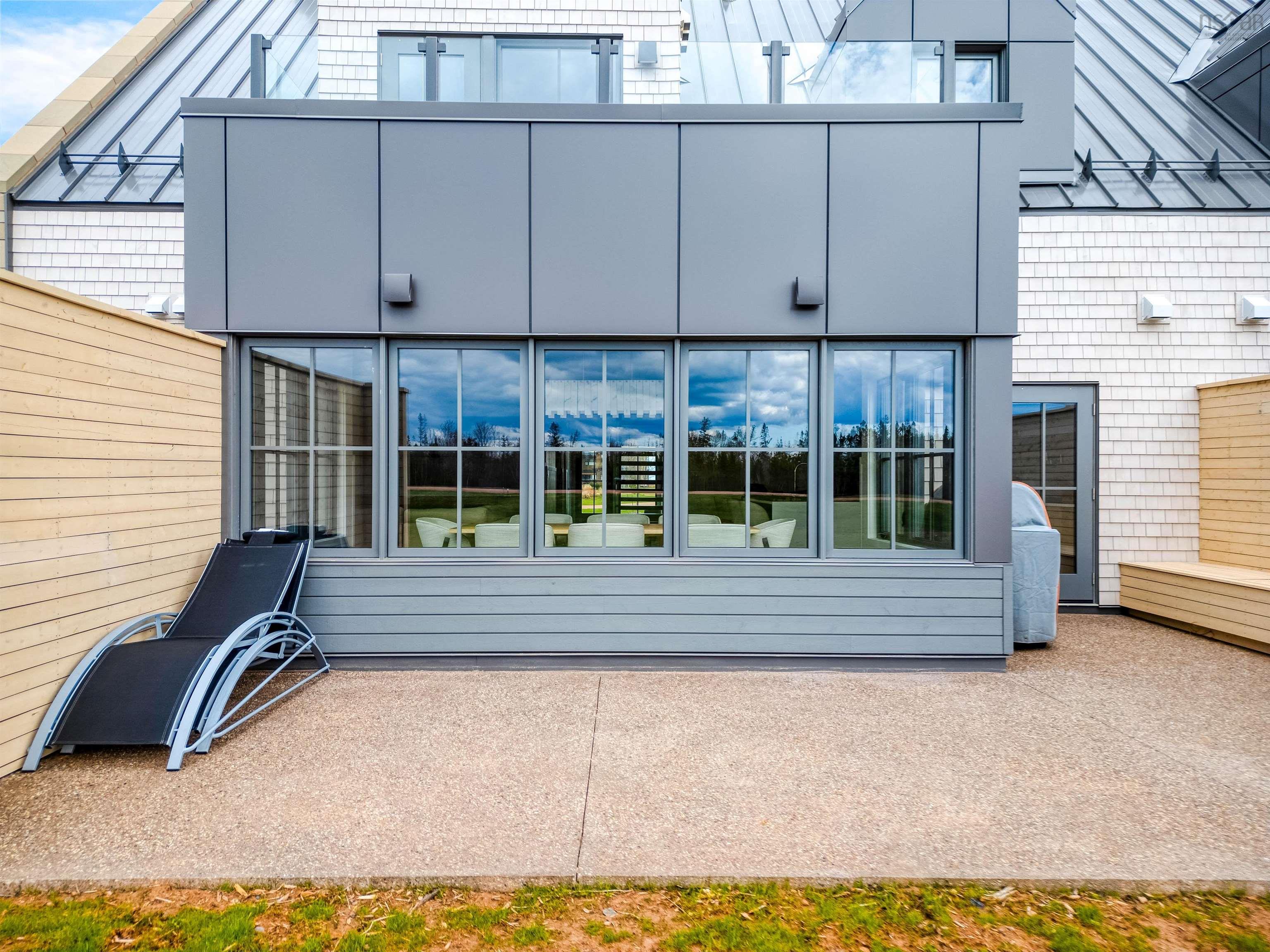 $1,999,999.00: 11 Spinnaker Run, Fox Harbour