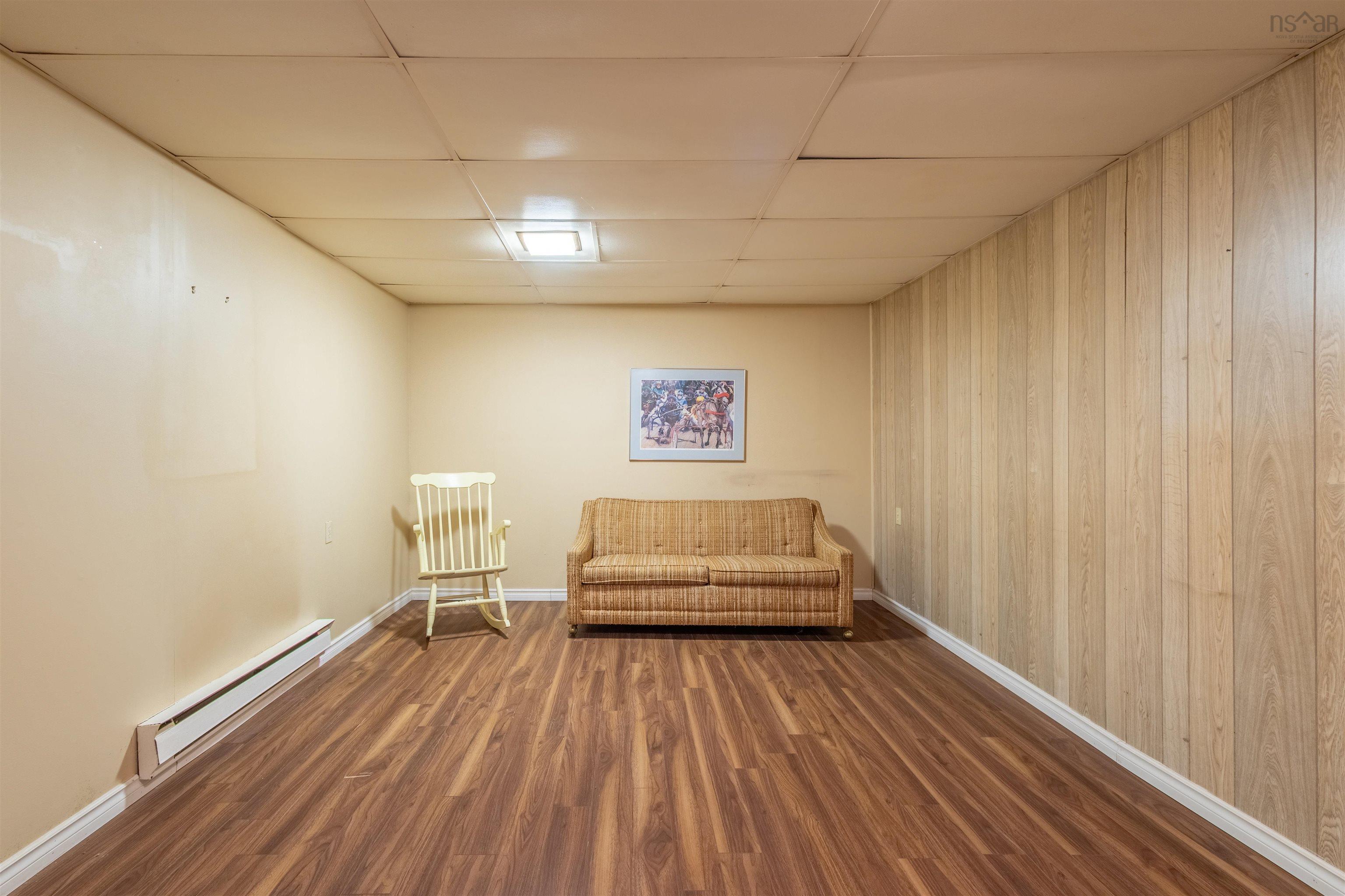 $300,000.00: 42 Holic Avenue, North Sydney