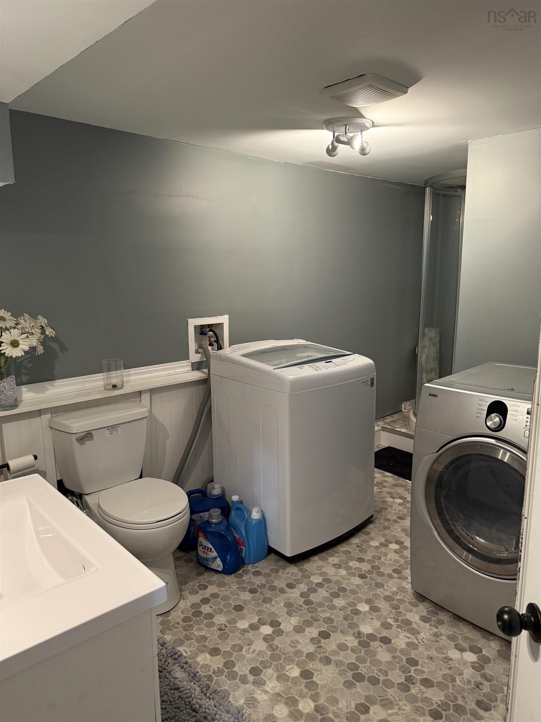 $182,500.00: 39 Coll Avenue, Stellarton