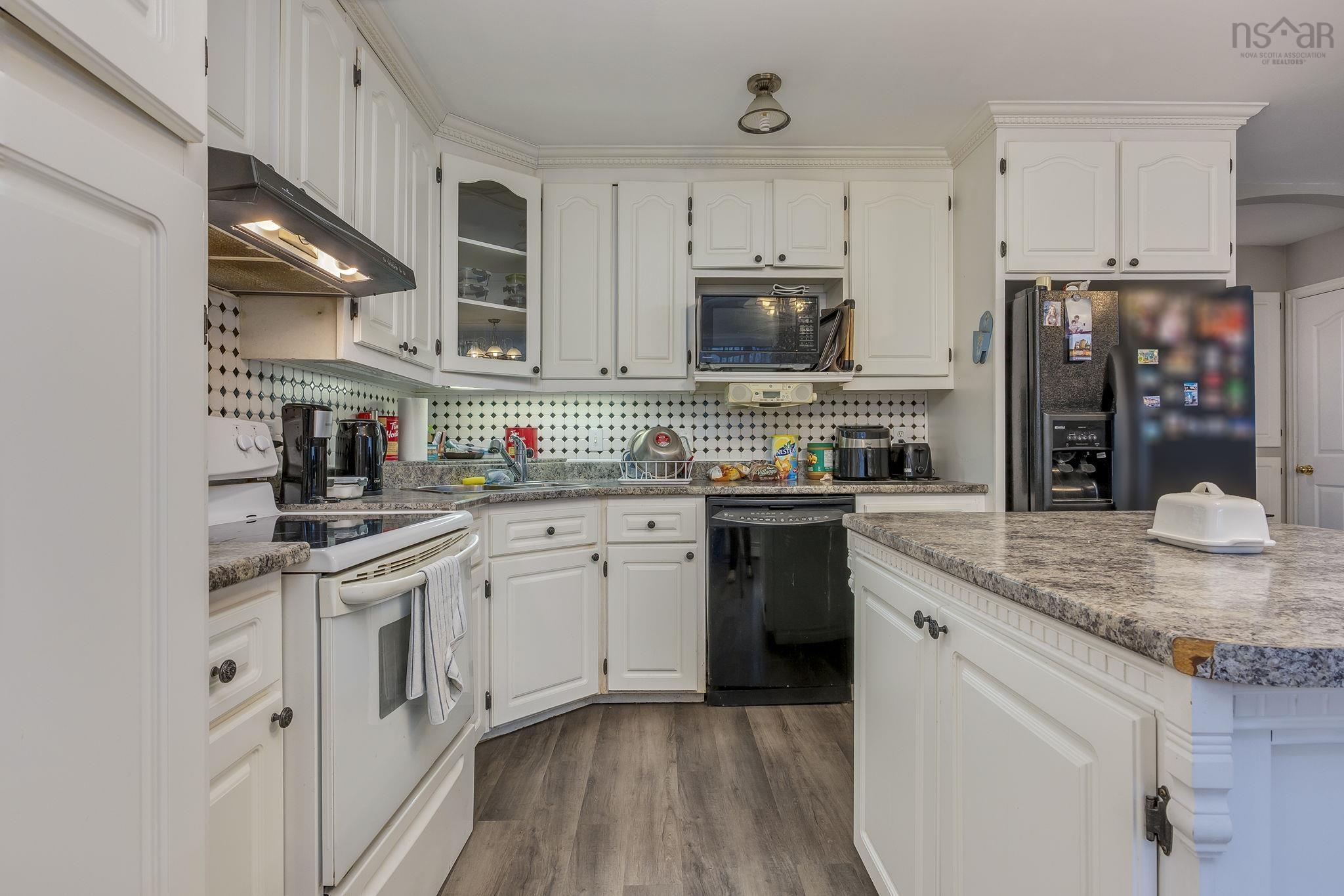 15 Bainbridge Court, Dartmouth, NS (MLS 202610800)