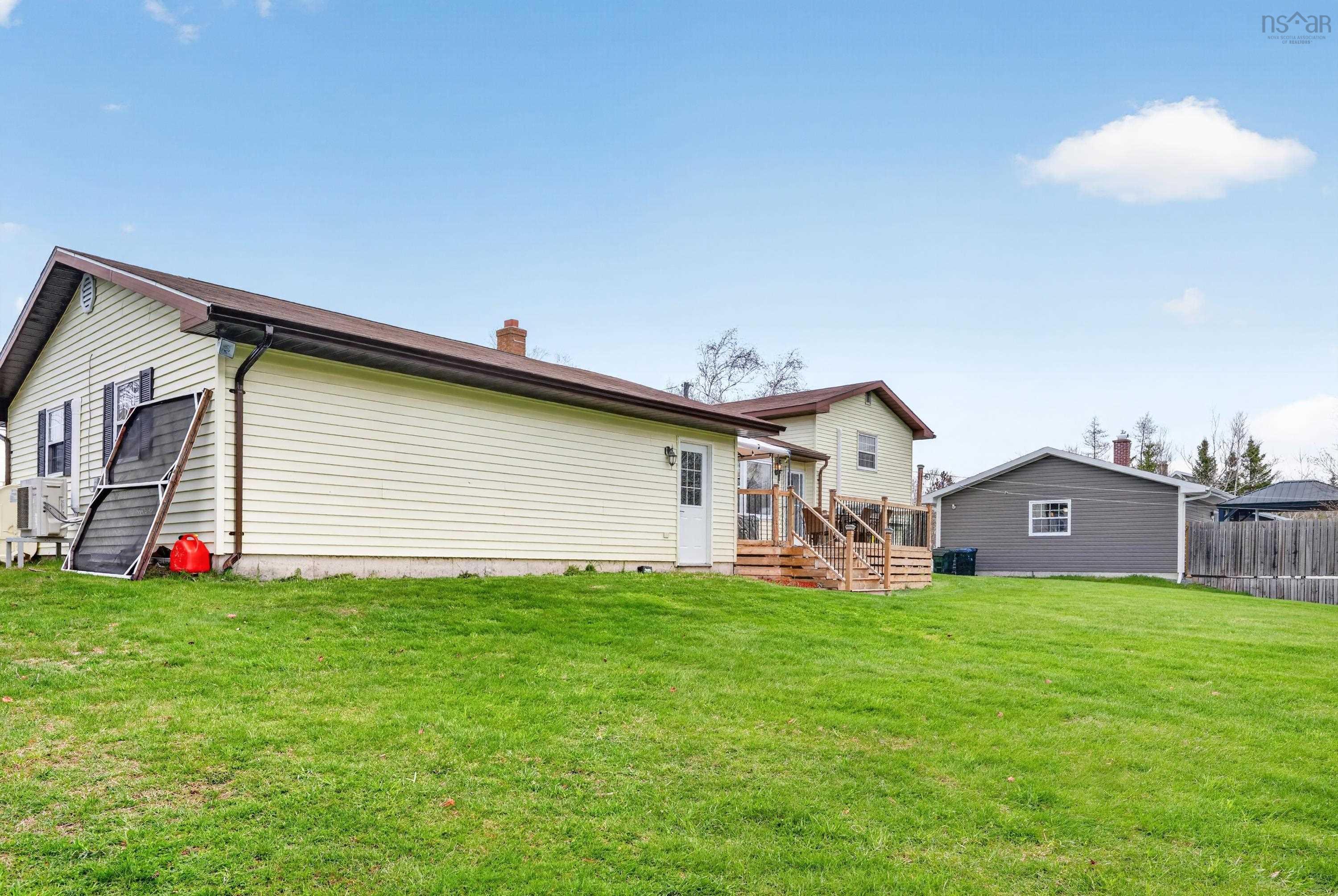 $429,900.00: 1744 Lingan Road, River Ryan