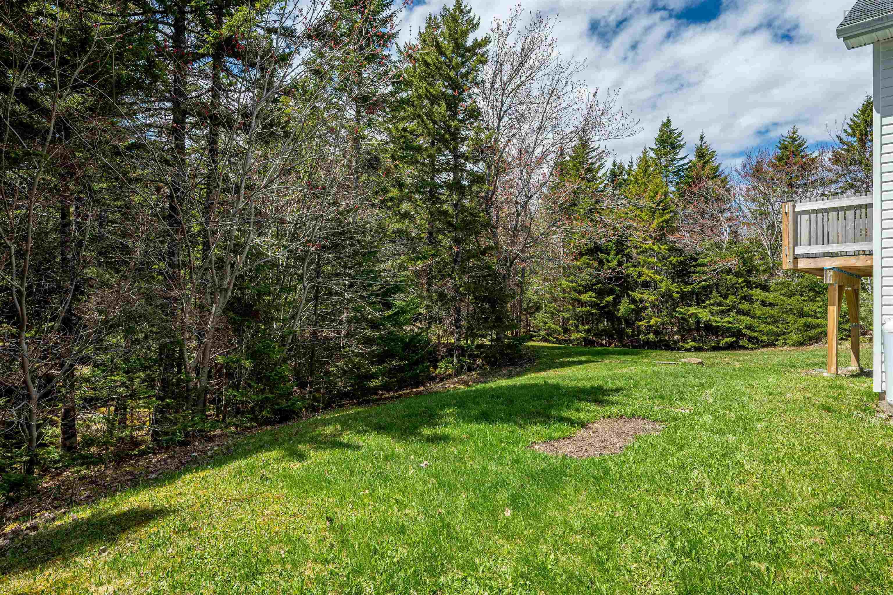 73 Lakefront Drive, Hammonds Plains, NS (MLS 202610810)