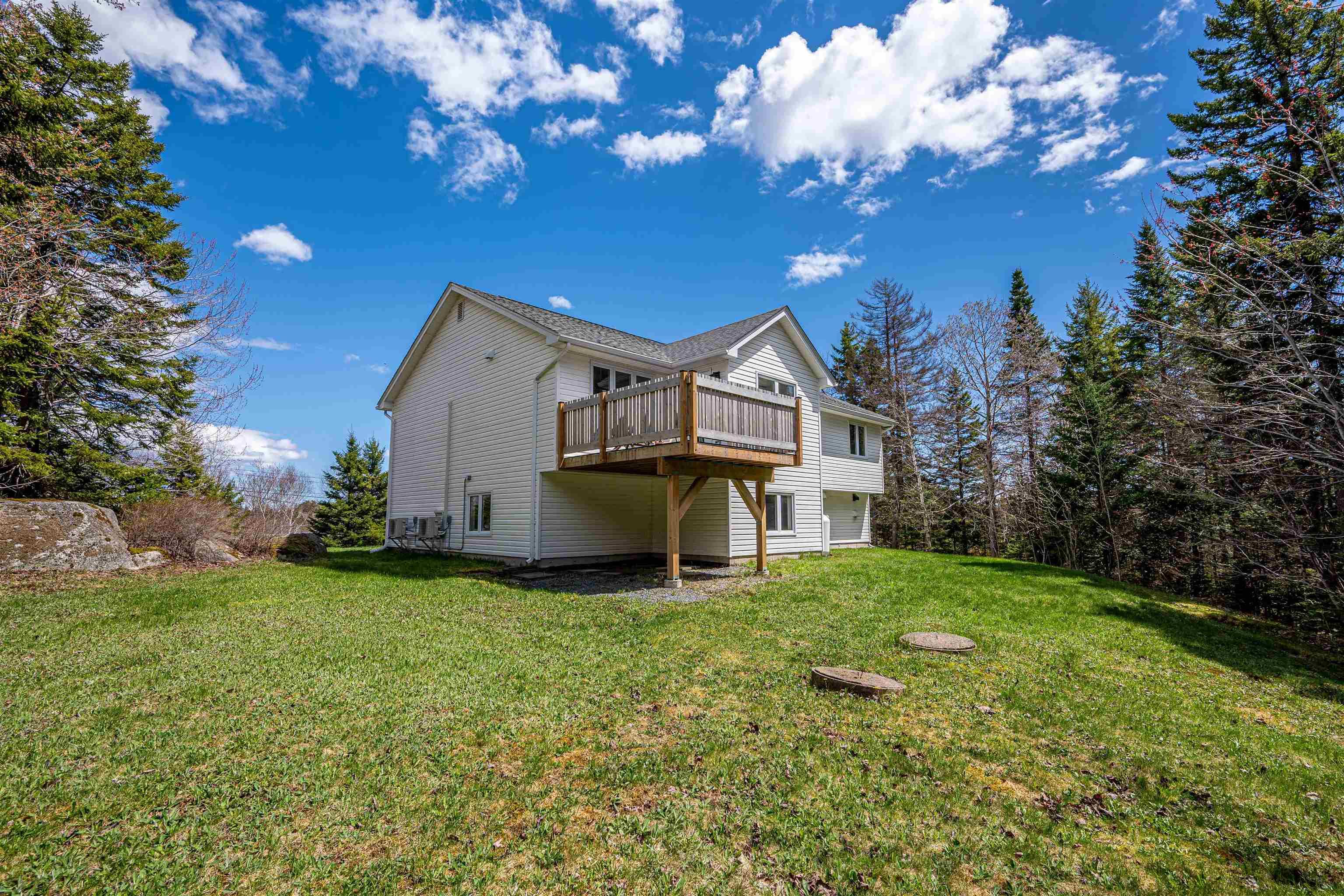 73 Lakefront Drive, Hammonds Plains, NS (MLS 202610810)