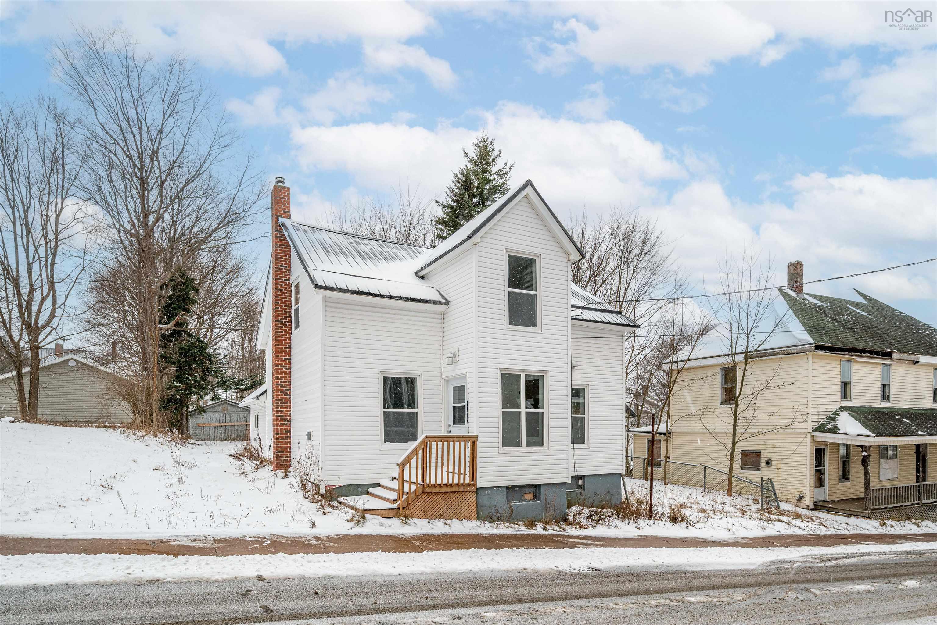 $310,000.00: 221 MacLean Street, New Glasgow