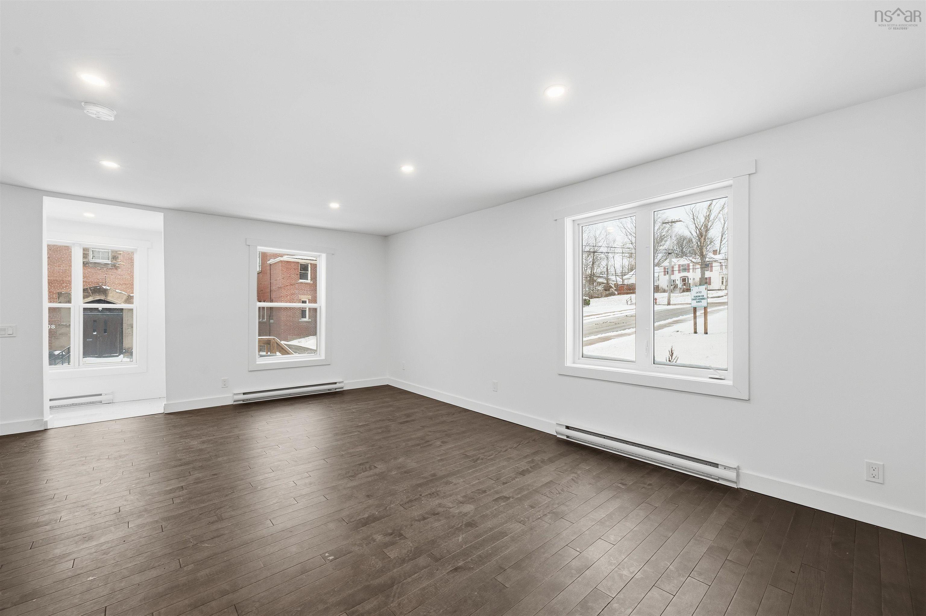 $310,000.00: 221 MacLean Street, New Glasgow