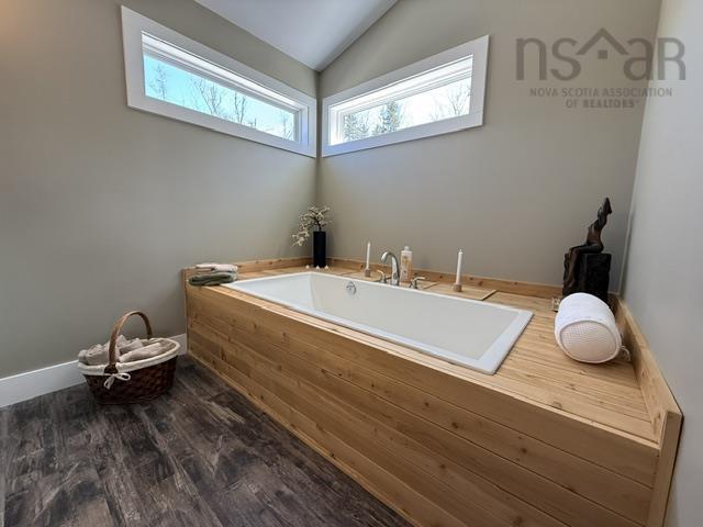 $799,900.00: 660 ST. Andrews River Road, Shubenacadie East