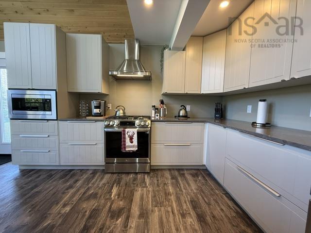 $799,900.00: 660 ST. Andrews River Road, Shubenacadie East