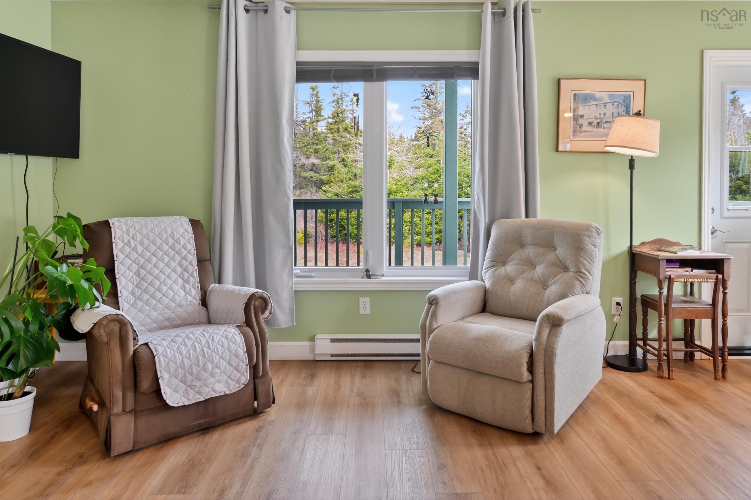 $379,000.00: 1235 Loch Lomond Road, Grand River Falls