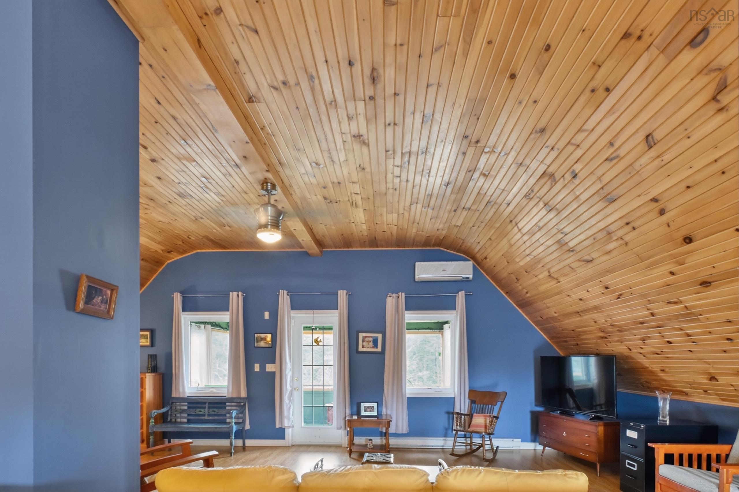 $379,000.00: 1235 Loch Lomond Road, Grand River Falls