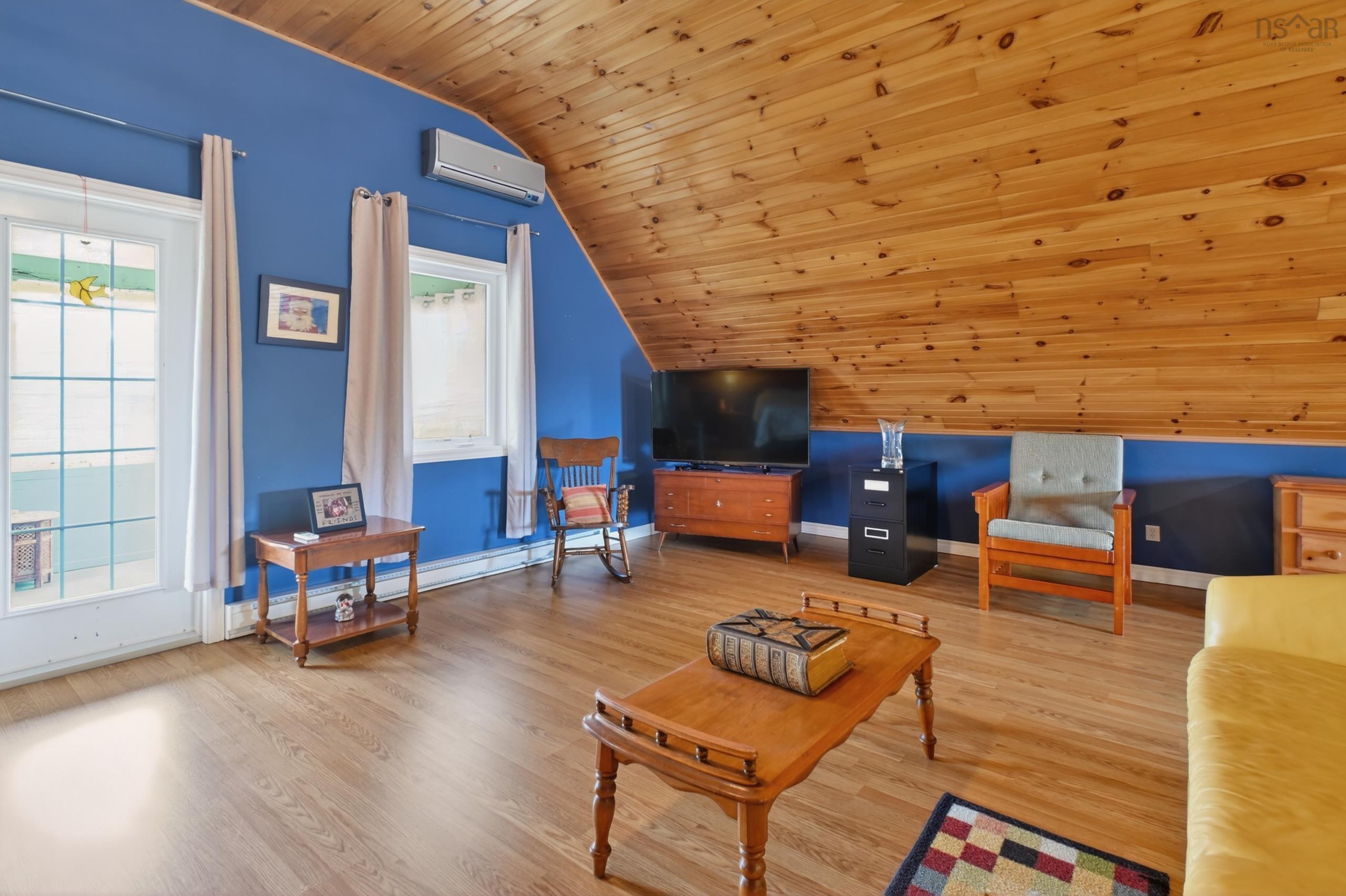 $379,000.00: 1235 Loch Lomond Road, Grand River Falls