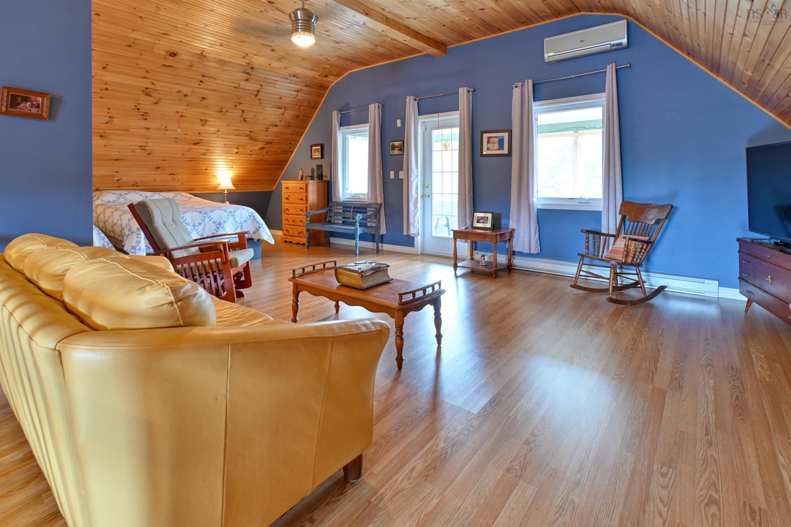 $379,000.00: 1235 Loch Lomond Road, Grand River Falls