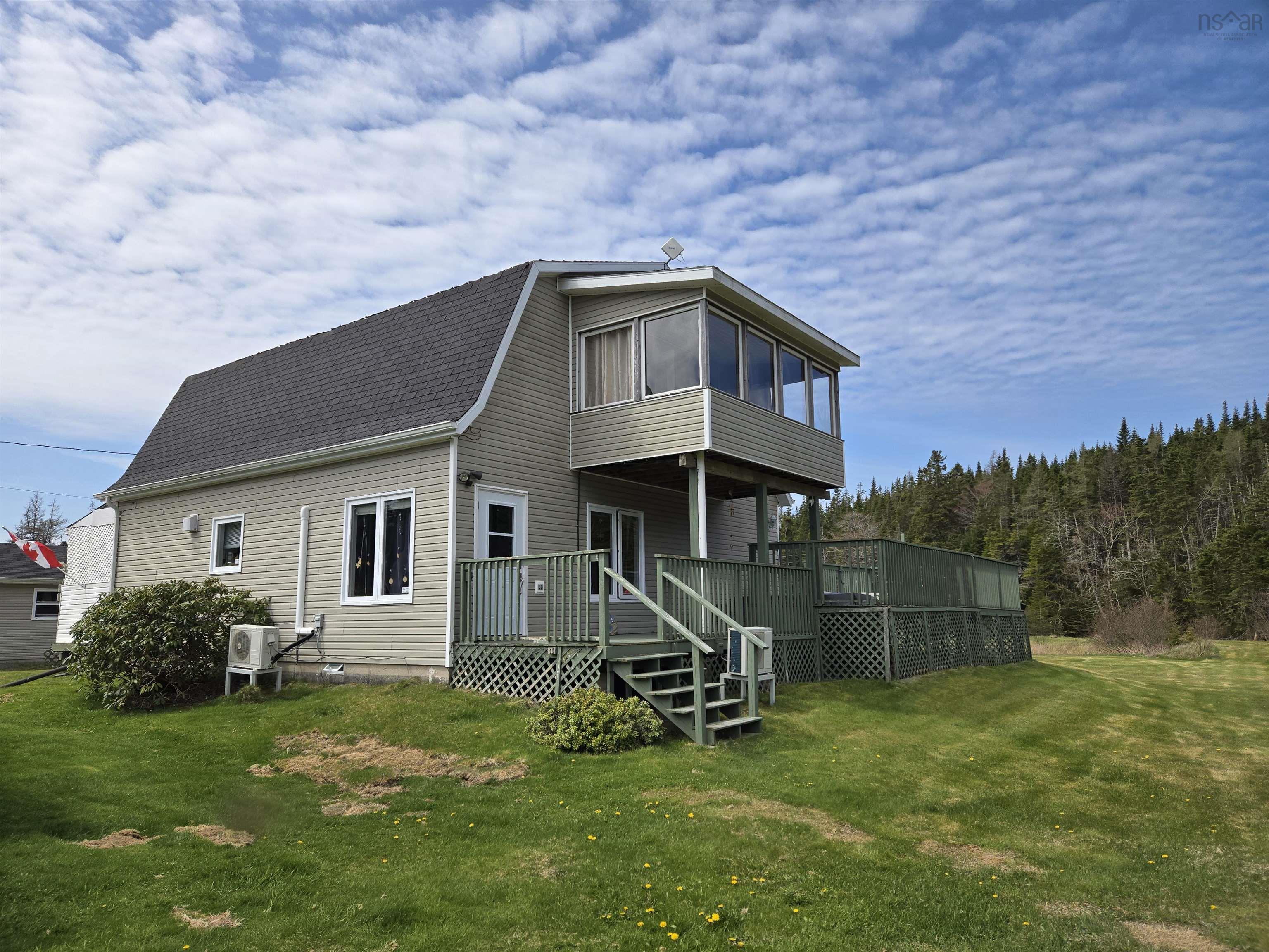 $379,000.00: 1235 Loch Lomond Road, Grand River Falls