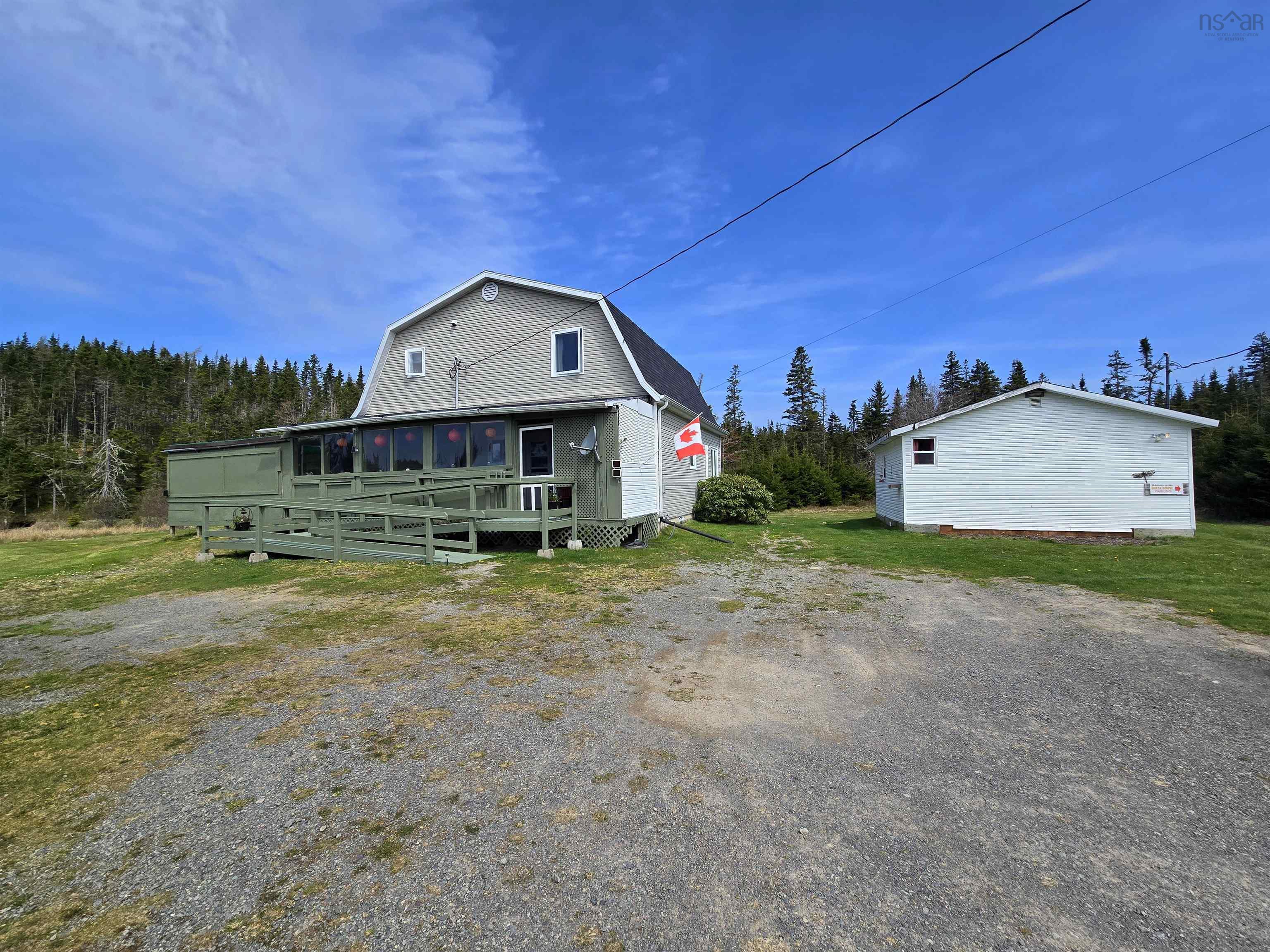$379,000.00: 1235 Loch Lomond Road, Grand River Falls
