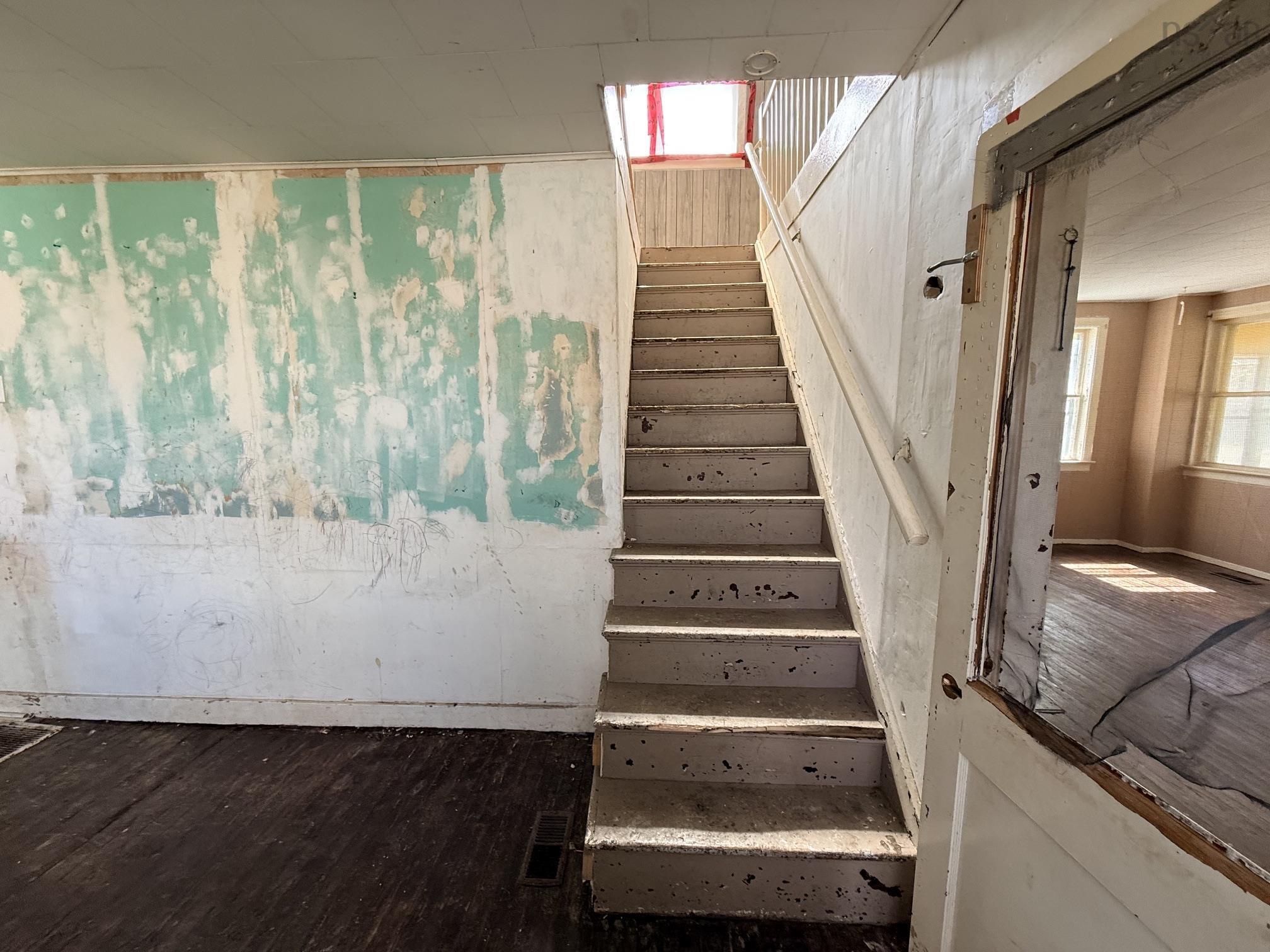 $119,900.00: 5350 Highway 10, New Germany