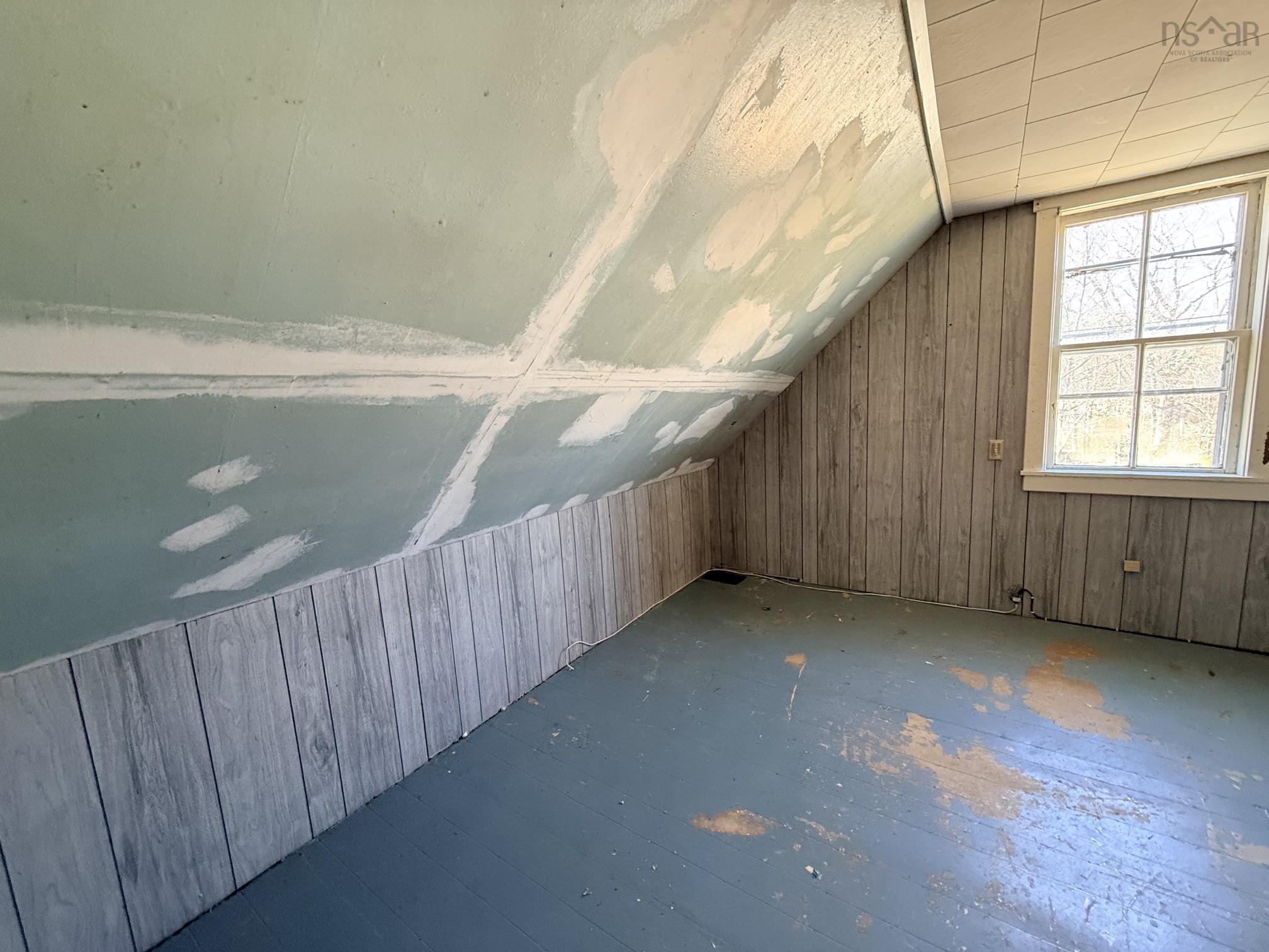 $119,900.00: 5350 Highway 10, New Germany