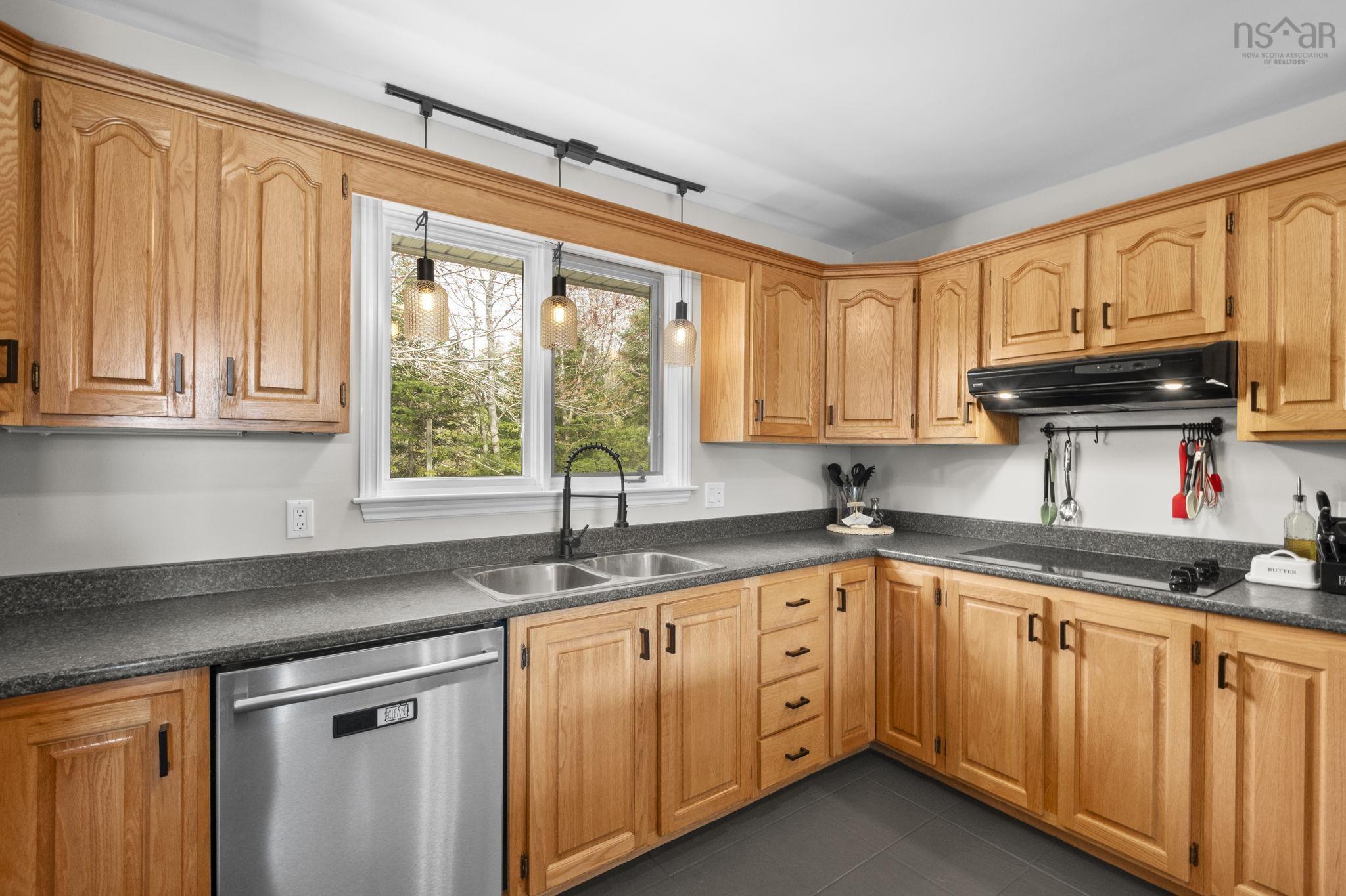 2 Woods Court, Beaver Bank, NS (MLS 202610831)