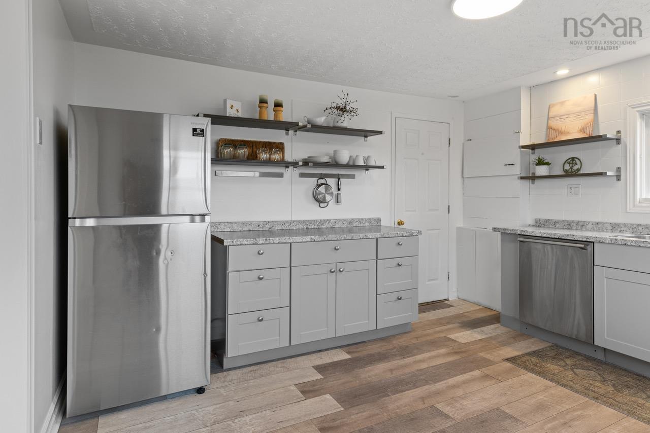 10 Terence Bay Wharf Road, Terence Bay, NS (MLS 202610833)