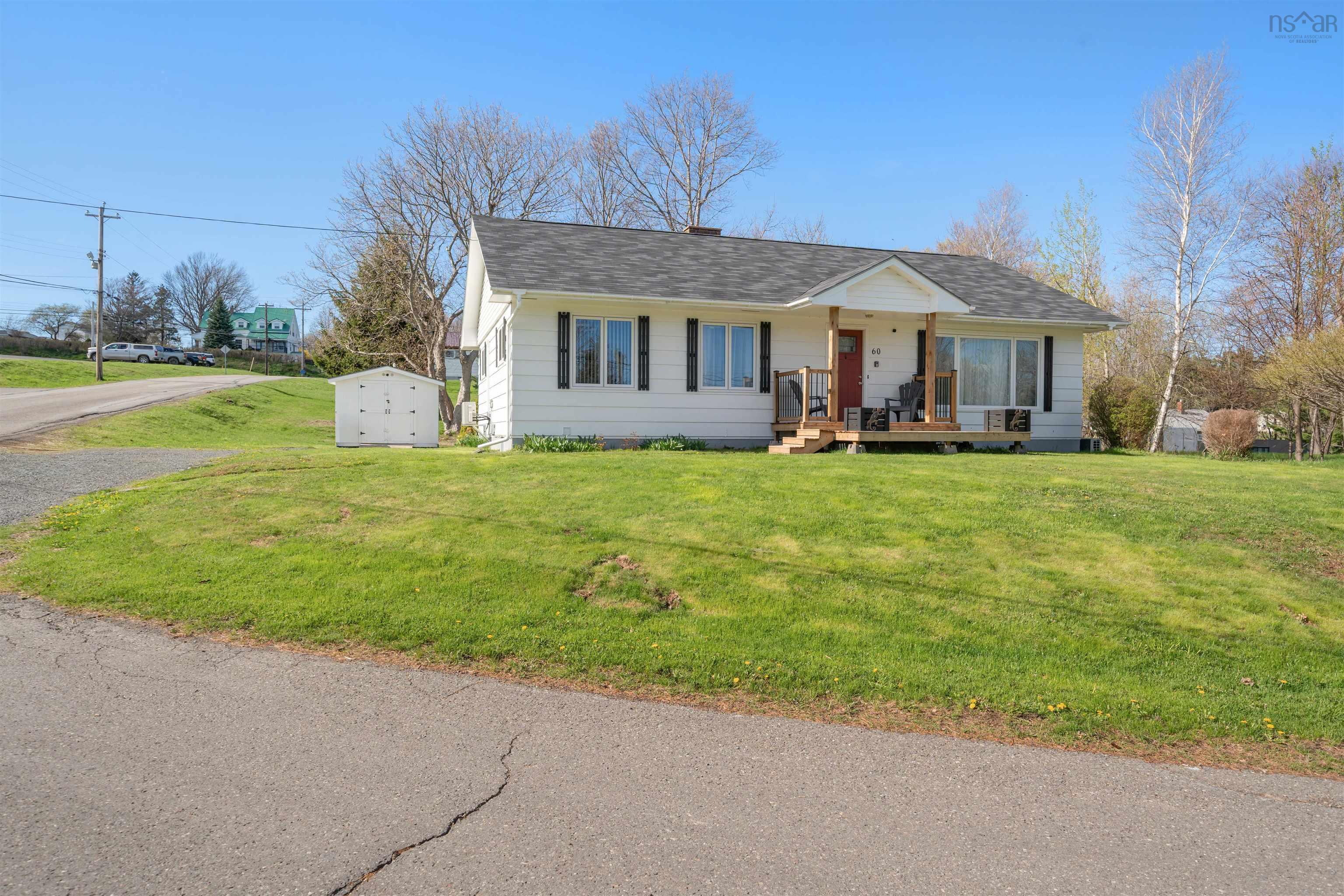 $379,900.00: 60 Harbour Drive, Pictou