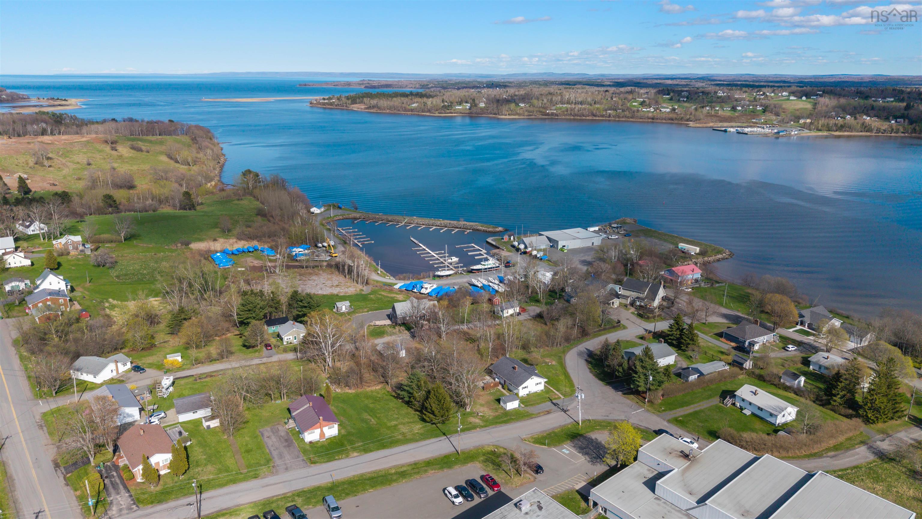 $379,900.00: 60 Harbour Drive, Pictou