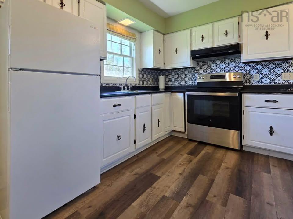 $349,500.00: 15 Montery Drive, Salmon River