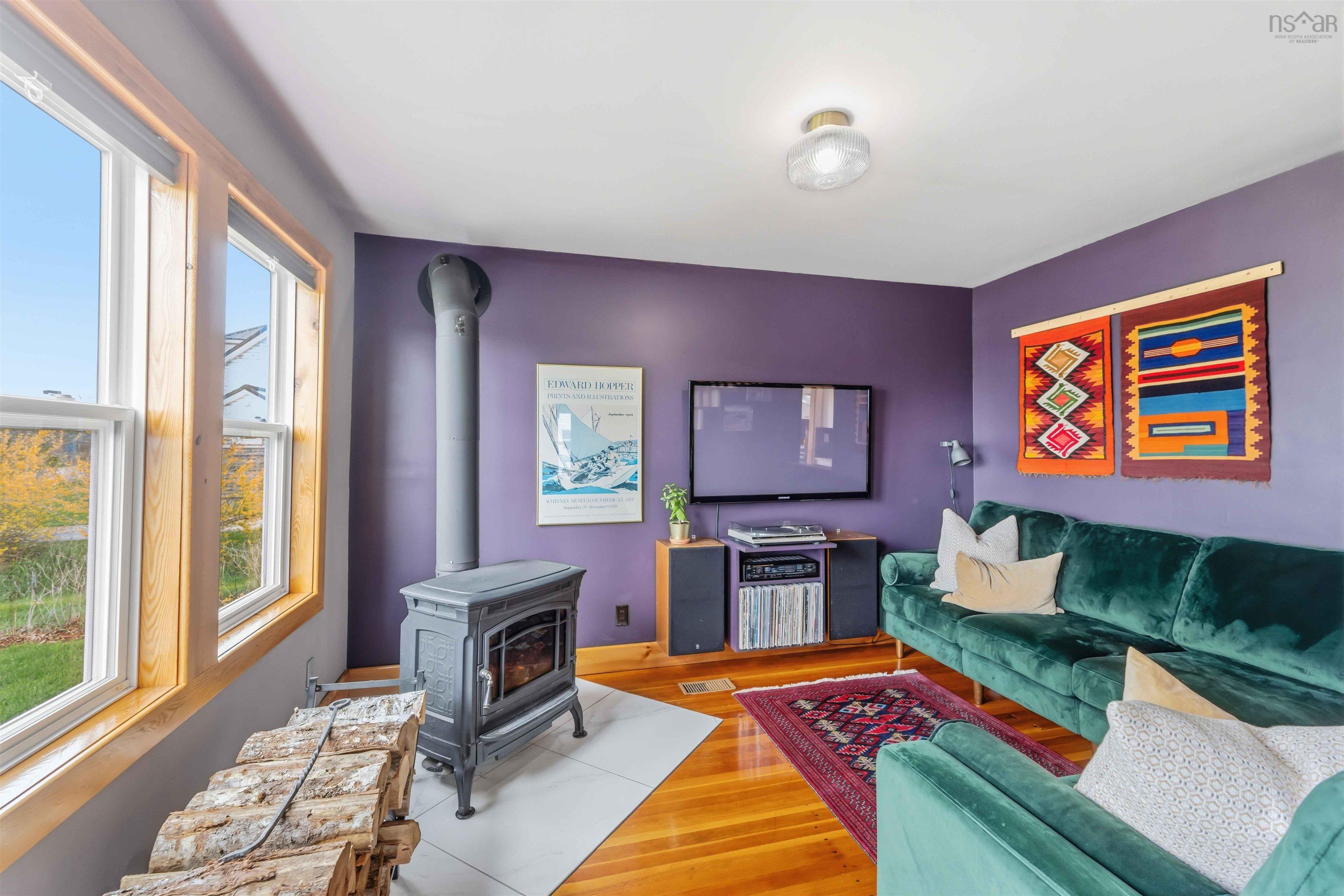 $314,000.00: 521 Granville Road, Victoria Beach