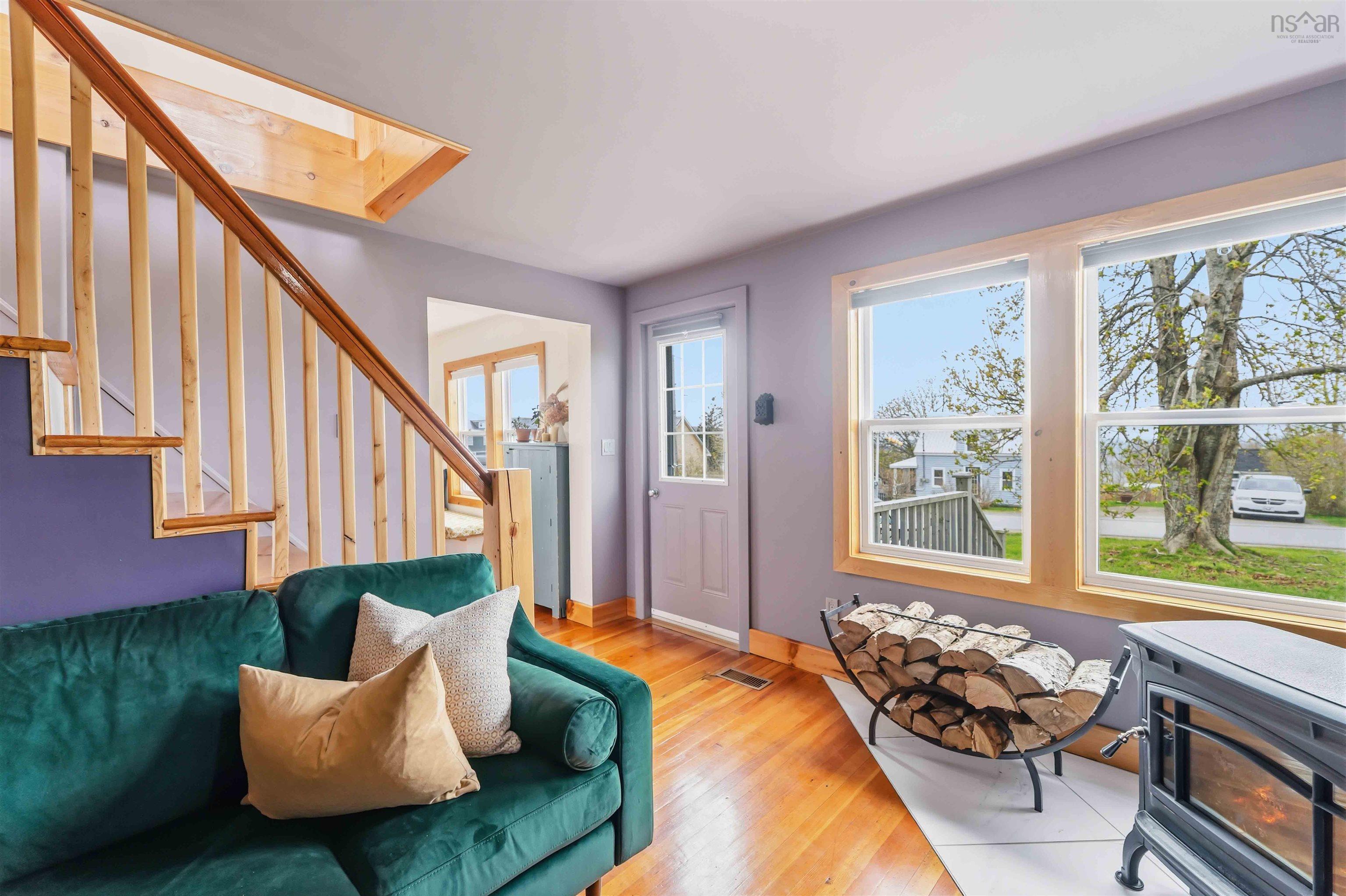 $314,000.00: 521 Granville Road, Victoria Beach