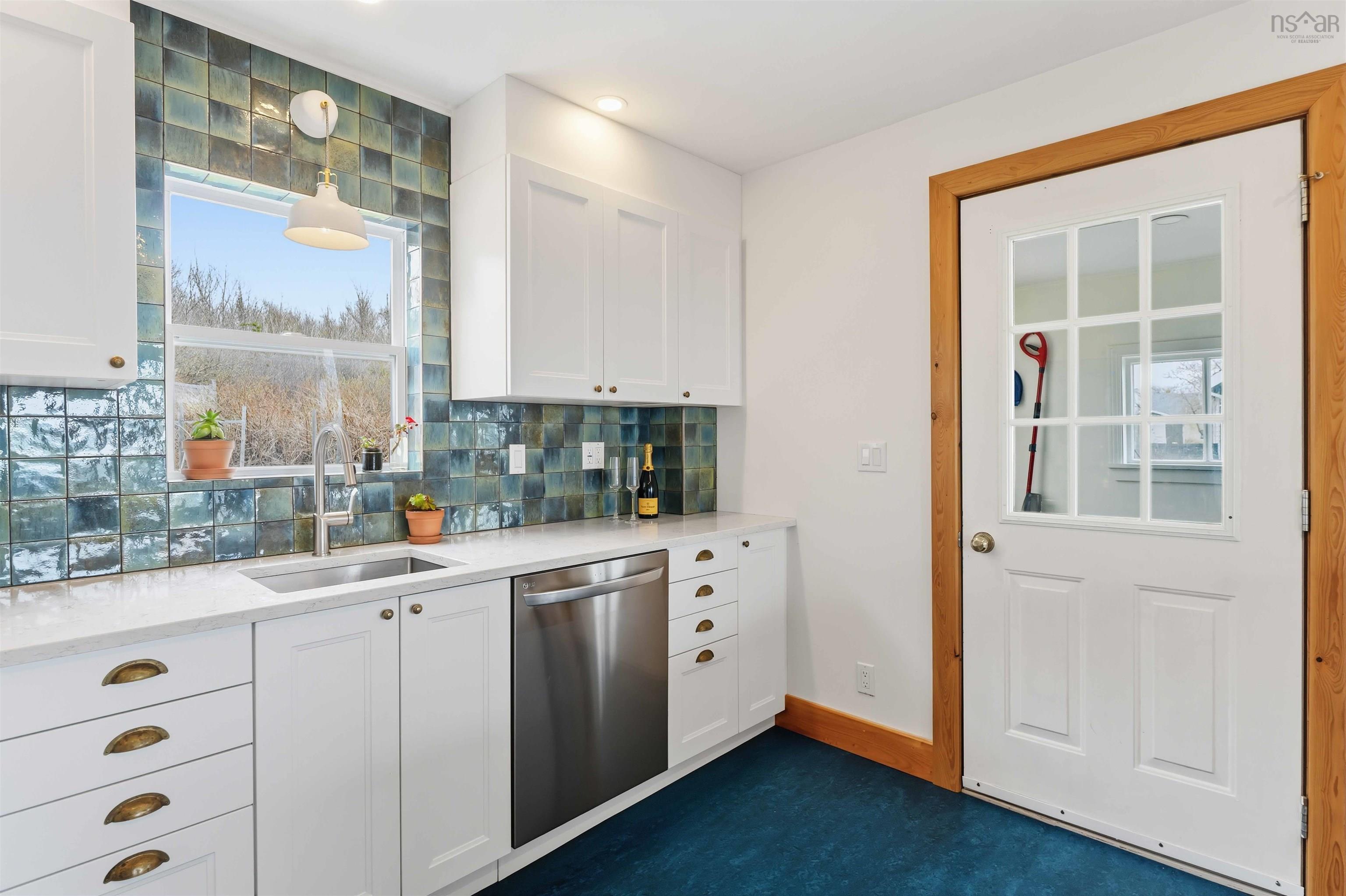 $314,000.00: 521 Granville Road, Victoria Beach
