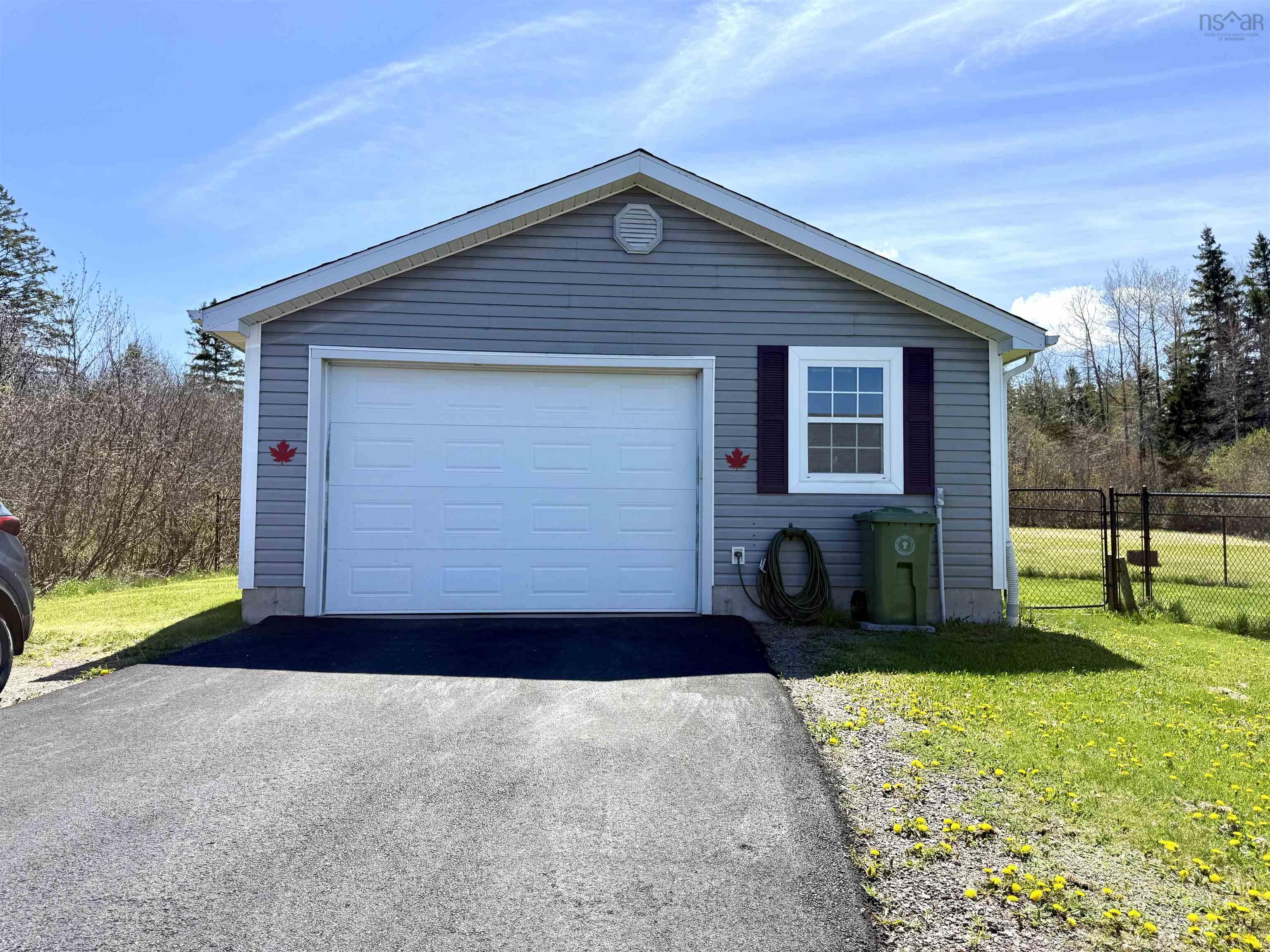 $449,900.00: 23 Riverbend Drive, Brookdale