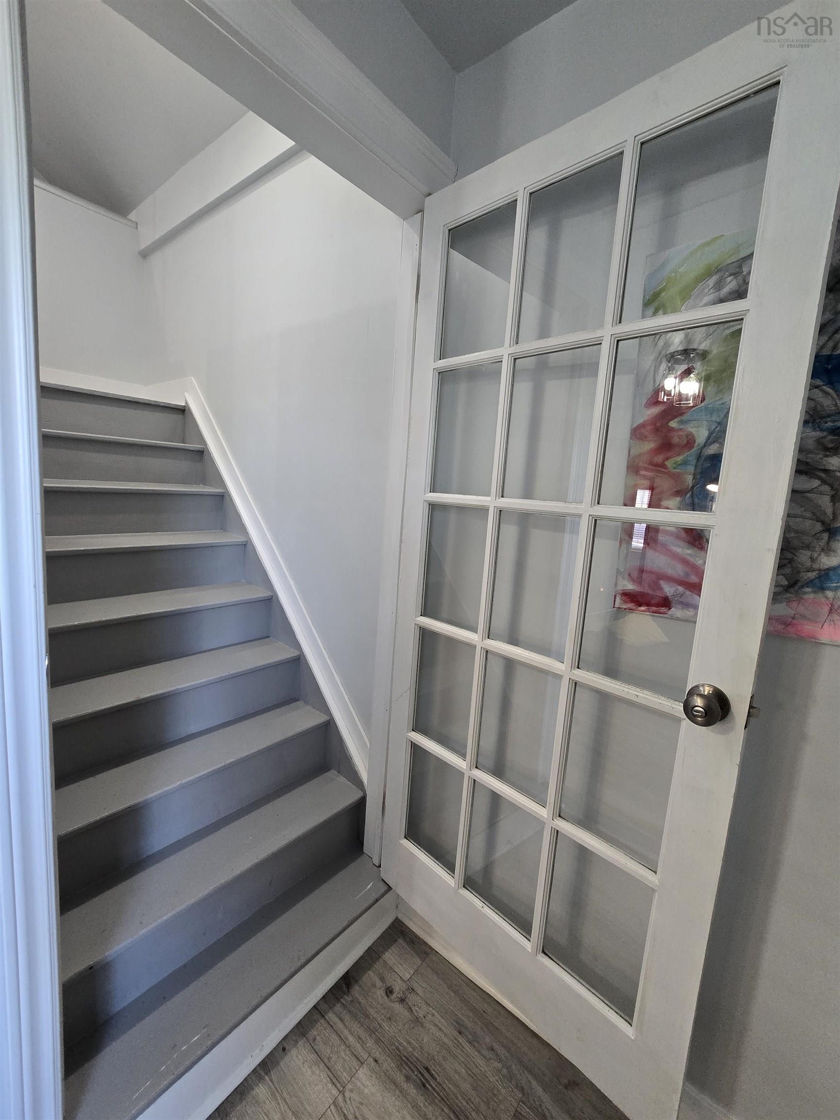 $285,000.00: 66 Oak Street, Trenton