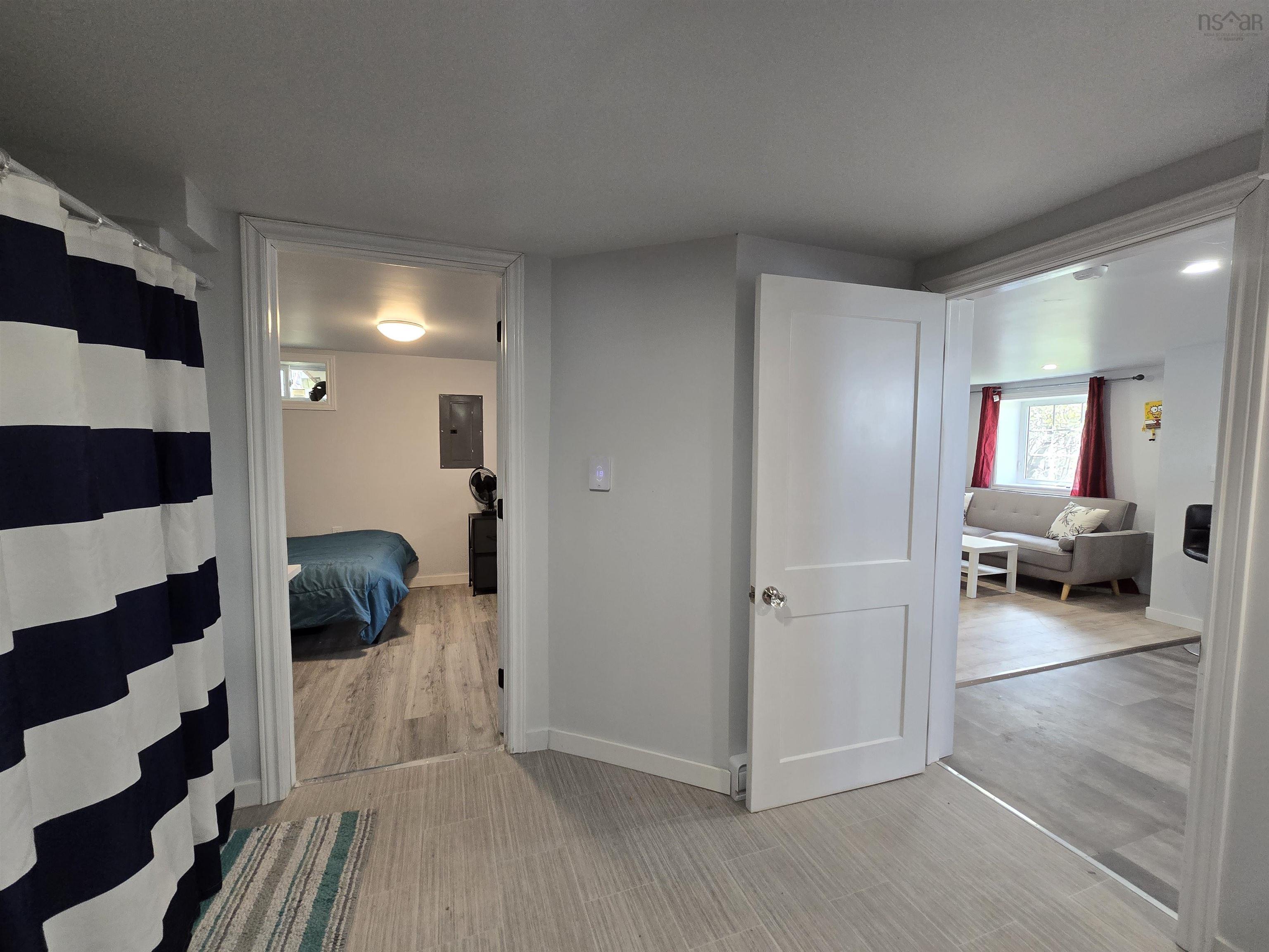 $285,000.00: 66 Oak Street, Trenton