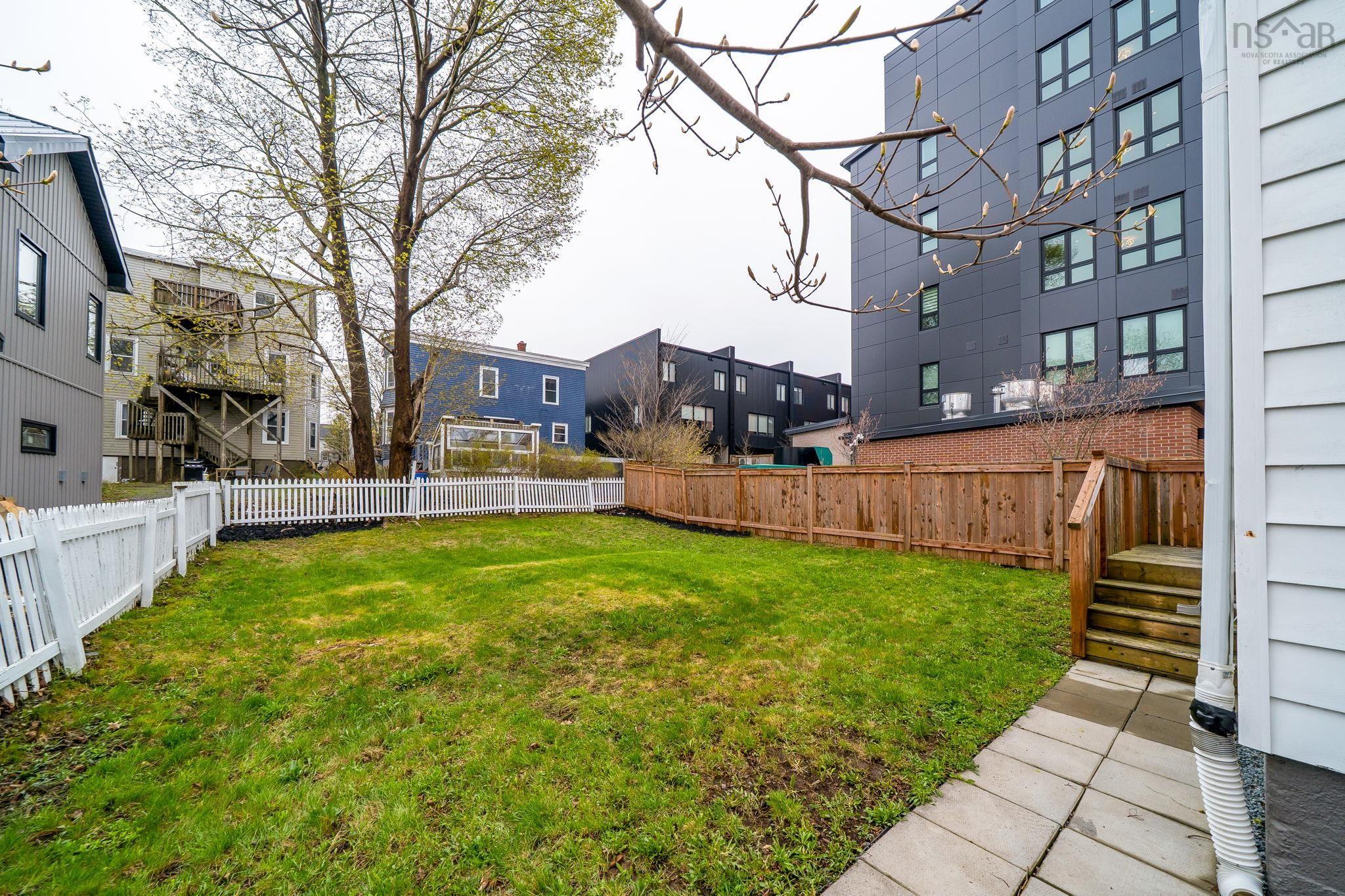 $824,900.00: 6220 Pepperell Street, Halifax