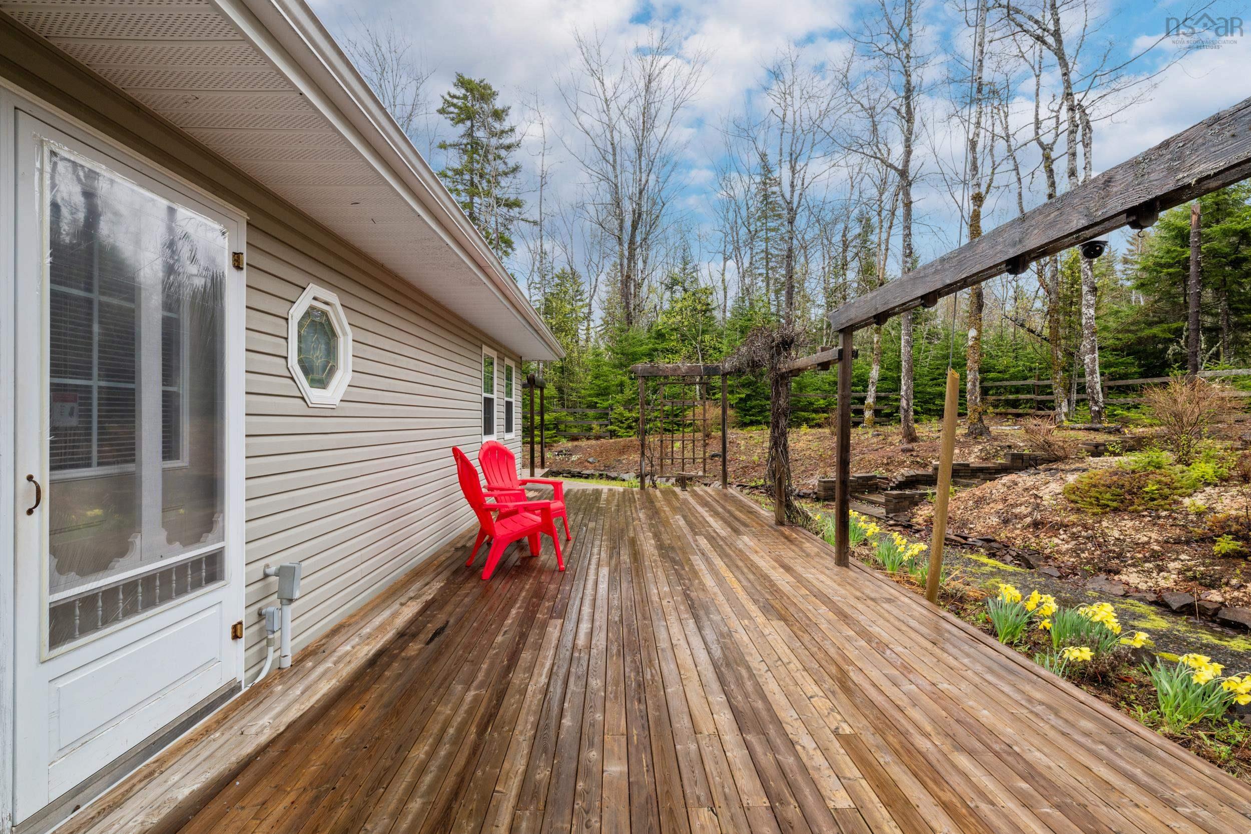$684,900.00: 169 Leonard Drive, Mattatall Lake