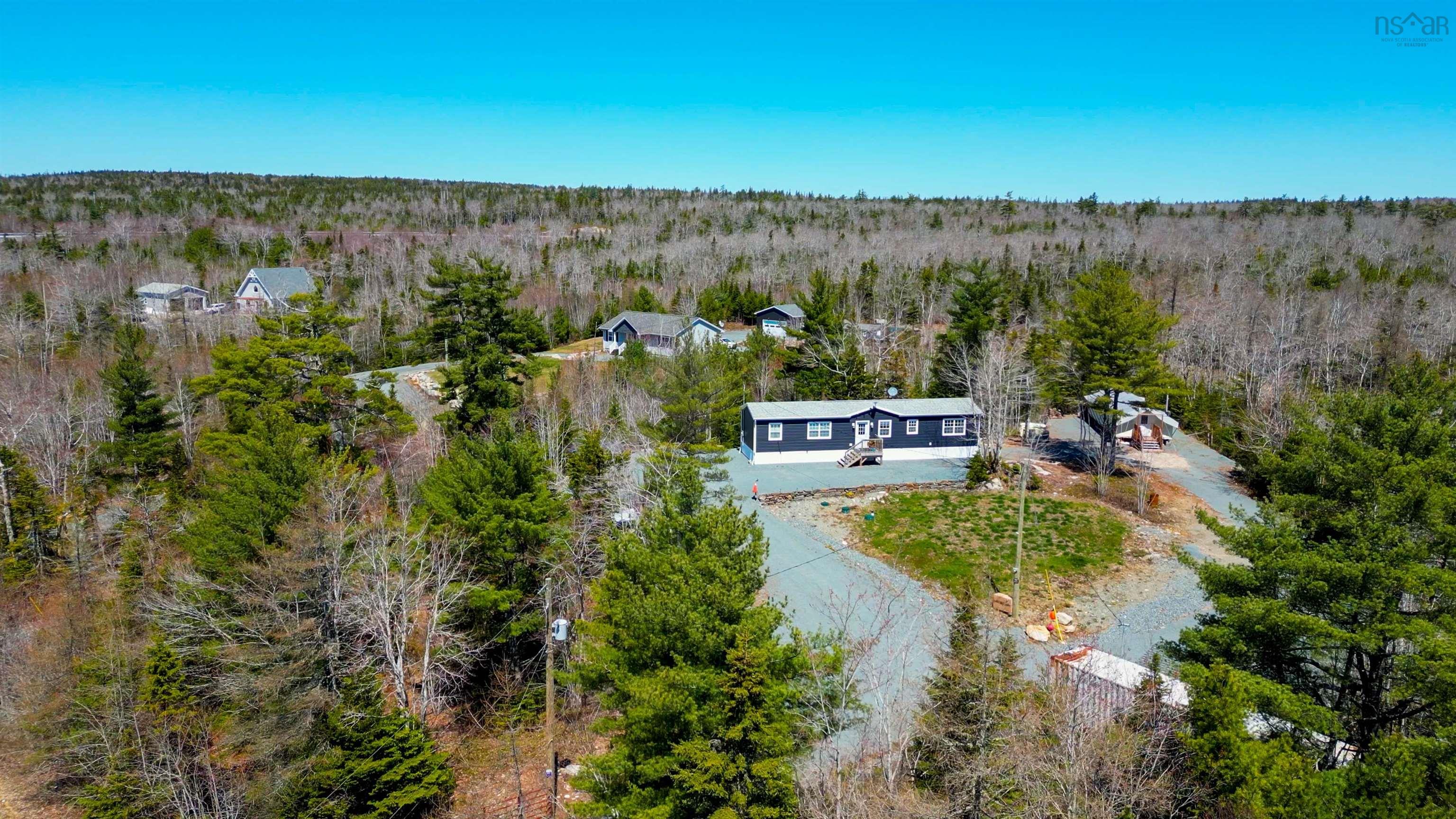 $470,000.00: 7714 Highway 3, Summerville Centre